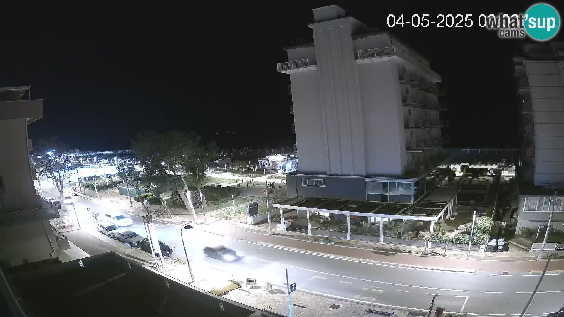 Riccione livecam beach and La Malfa gardens – Bagni Oreste spiaggia 115