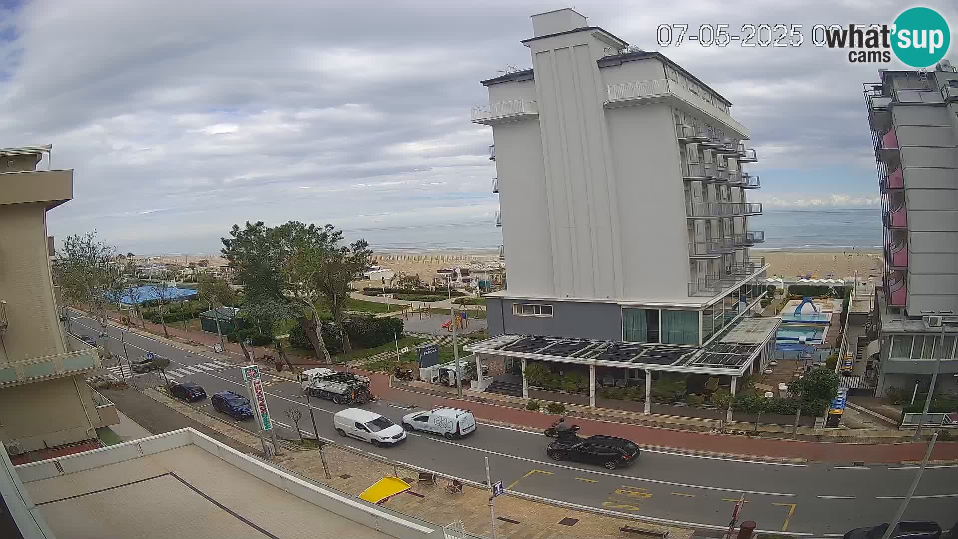 Riccione webcam spiaggia e giardini La Malfa – Bagni Oreste spiaggia 115