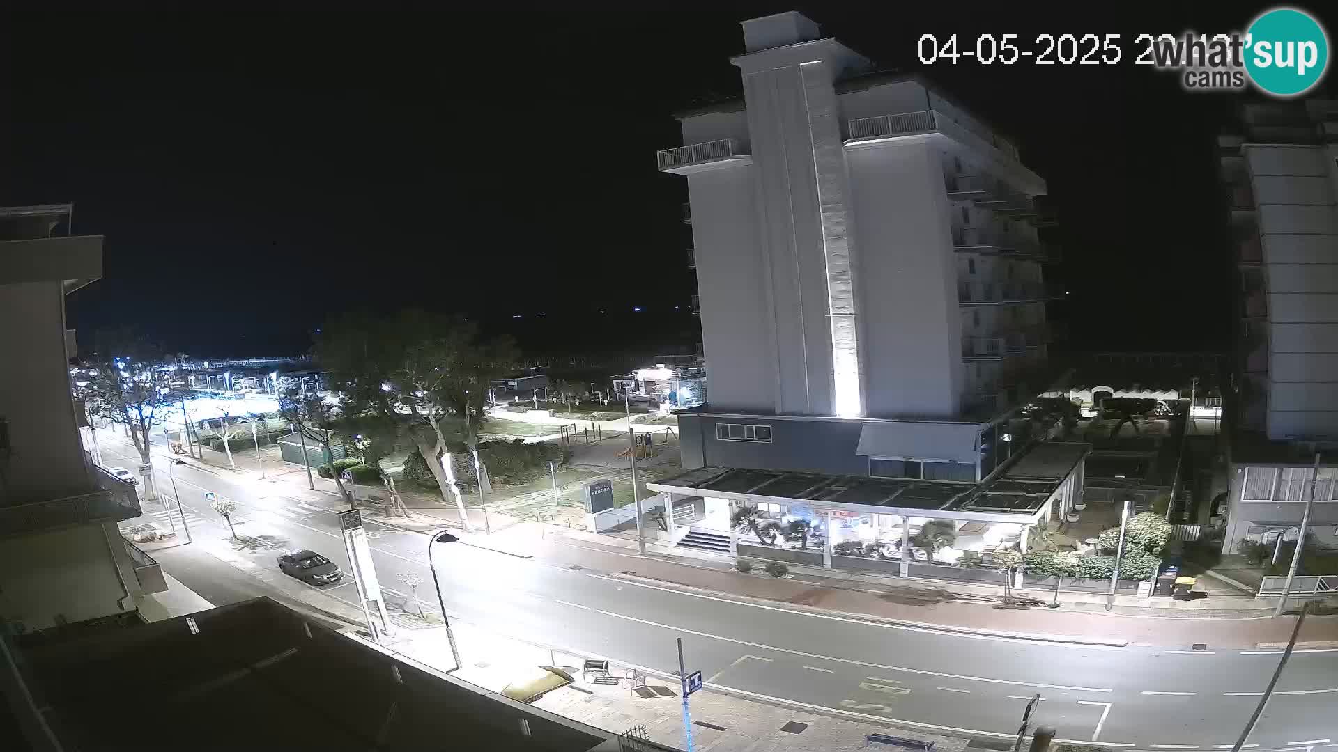Riccione livecam beach and La Malfa gardens – Bagni Oreste spiaggia 115