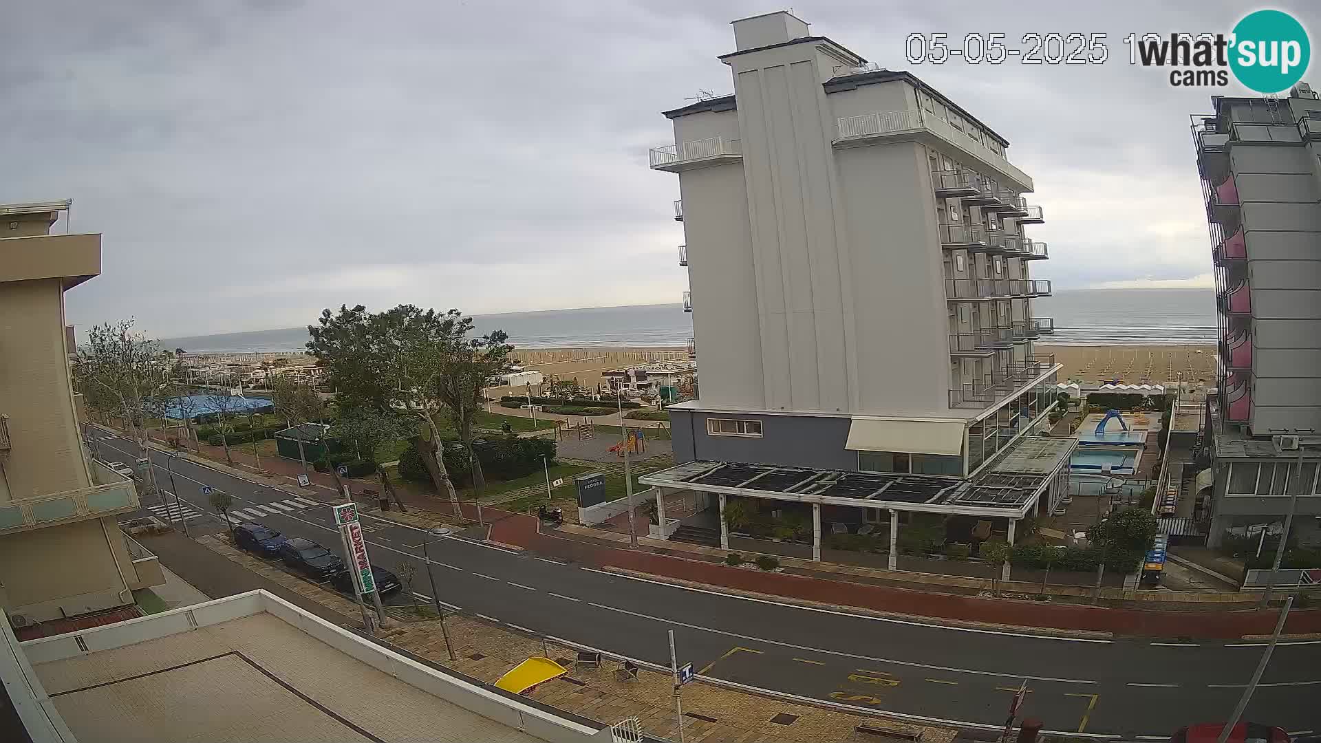 Riccione livecam beach and La Malfa gardens – Bagni Oreste spiaggia 115