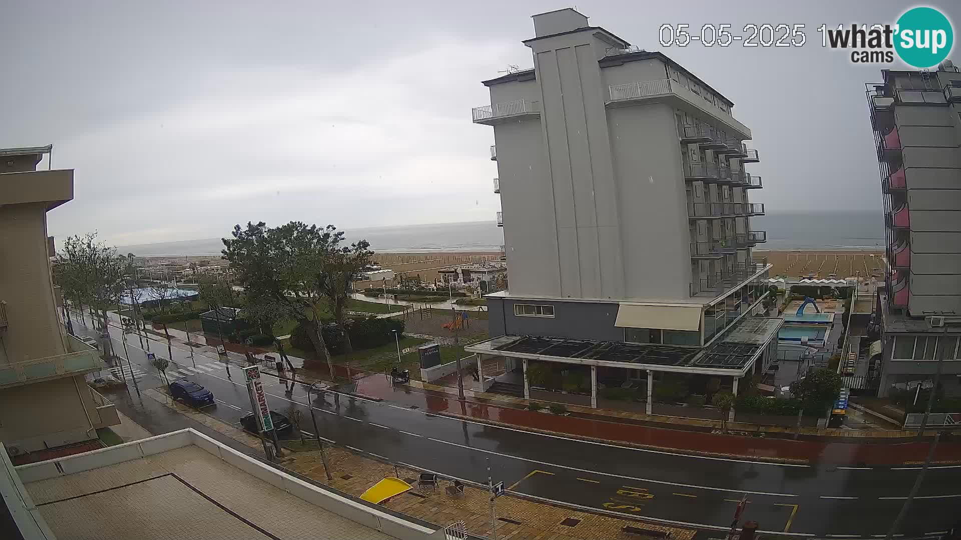 Riccione livecam beach and La Malfa gardens – Bagni Oreste spiaggia 115