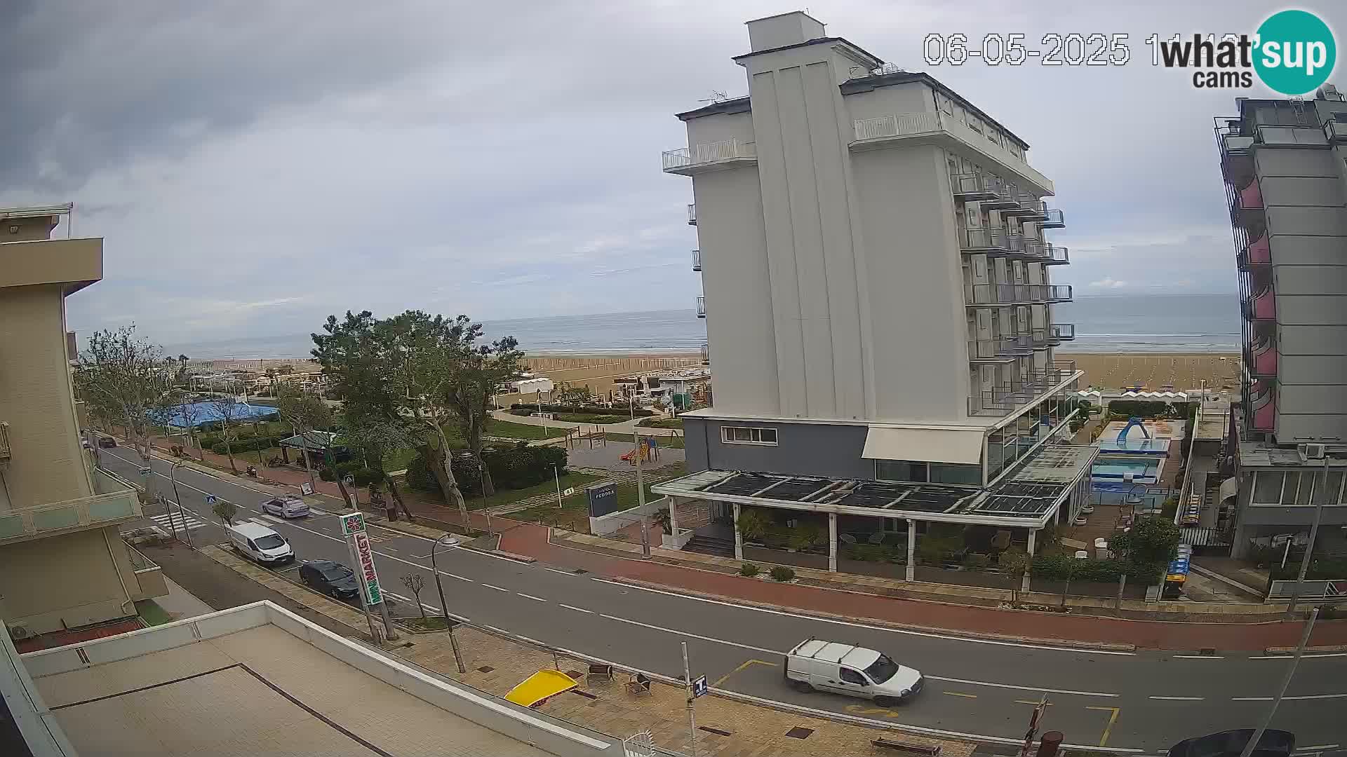 Riccione webcam spiaggia e giardini La Malfa – Bagni Oreste spiaggia 115