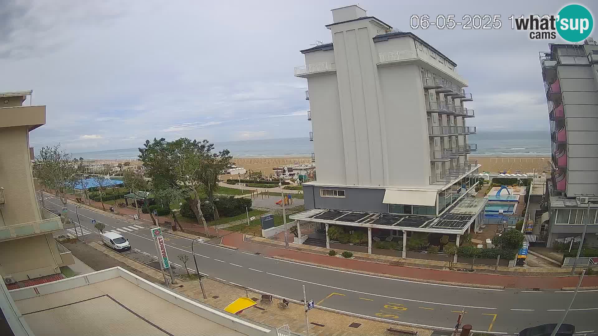 Riccione webcam spiaggia e giardini La Malfa – Bagni Oreste spiaggia 115