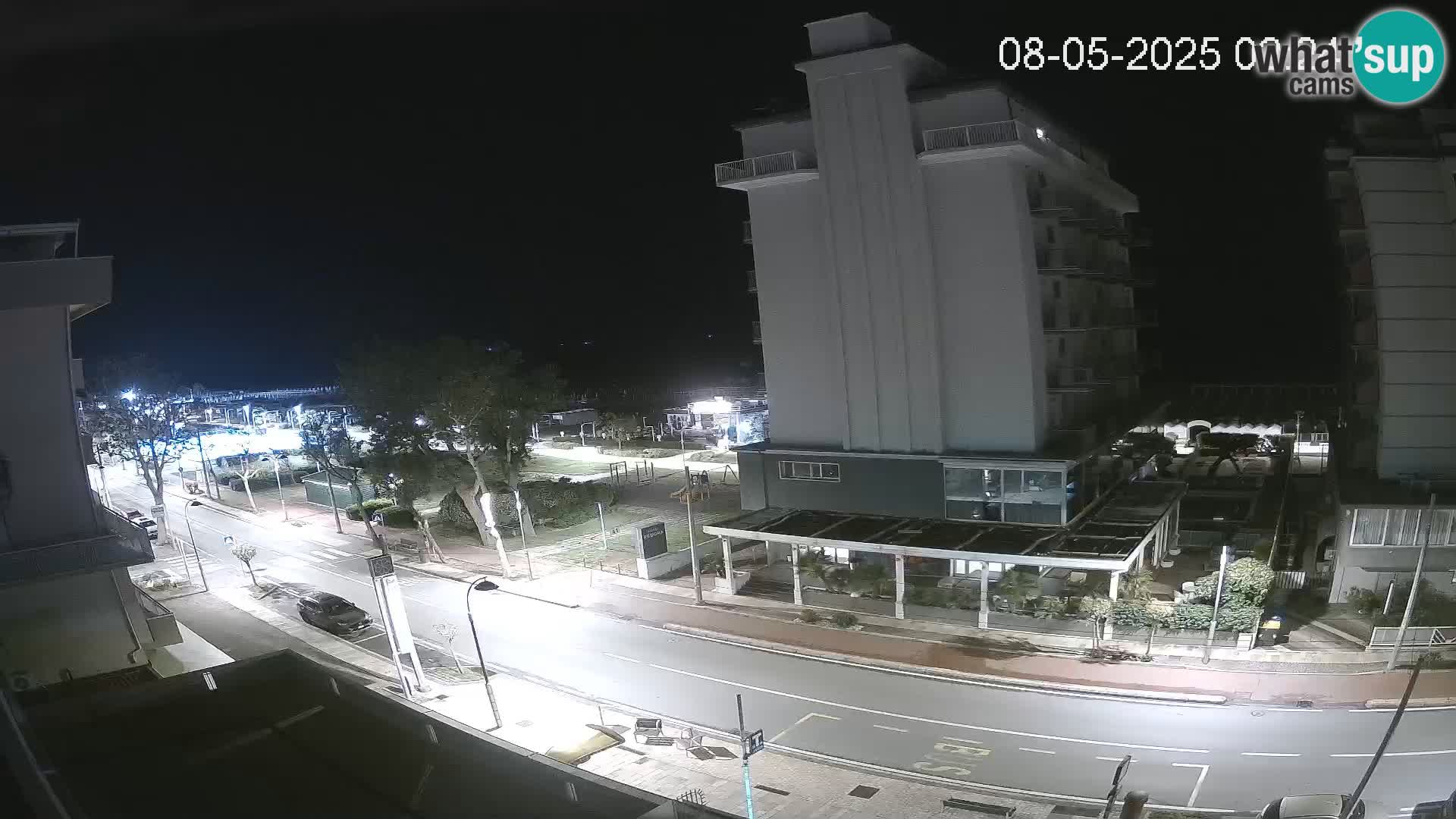 Plaža s spletno kamero Riccione in vrtovi La Malfa – plaža Bagni Oreste 115
