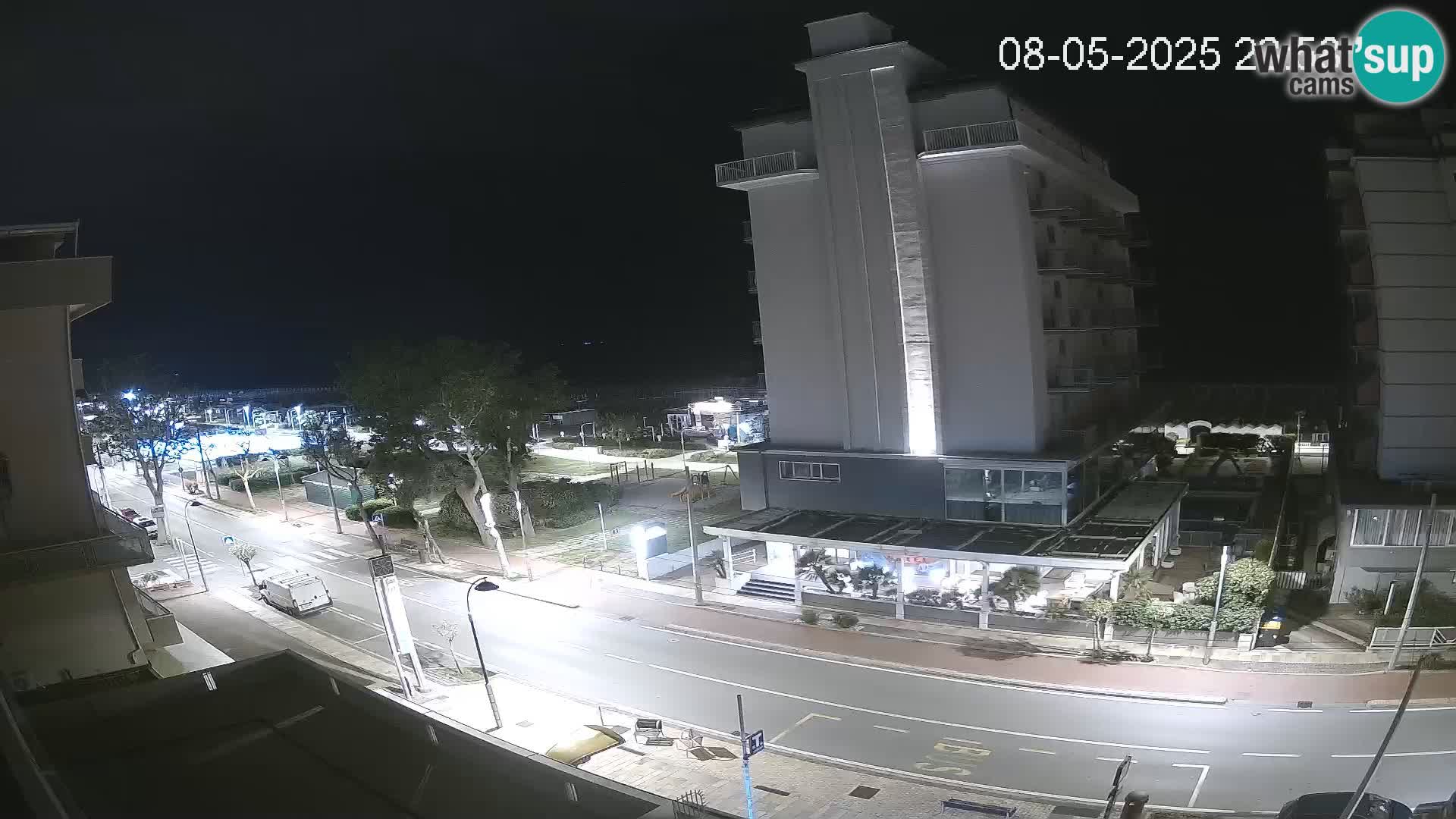 Riccione livecam beach and La Malfa gardens – Bagni Oreste spiaggia 115