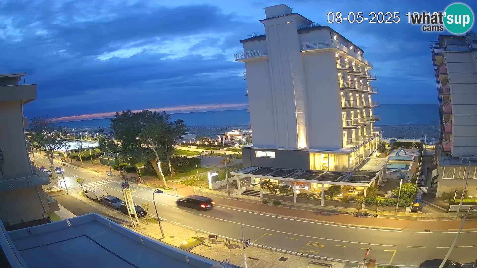 Riccione livecam beach and La Malfa gardens – Bagni Oreste spiaggia 115