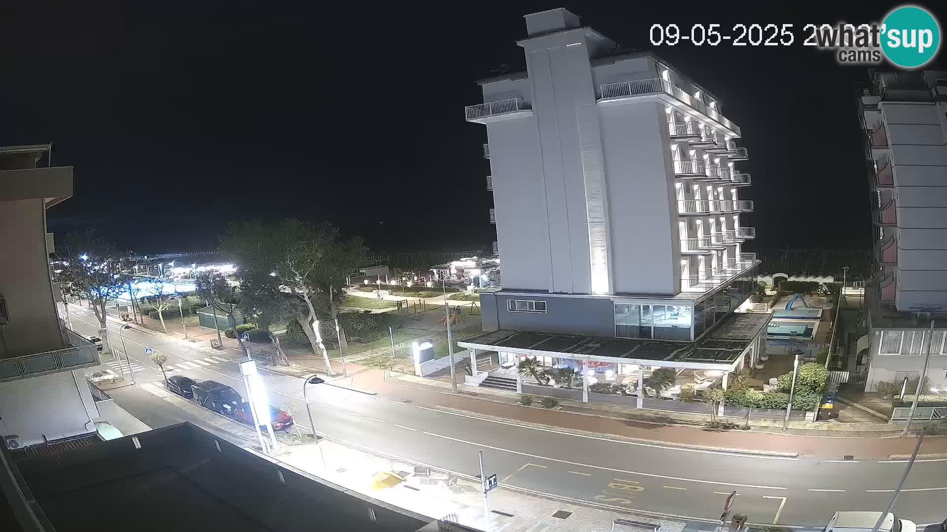 Plaža s spletno kamero Riccione in vrtovi La Malfa – plaža Bagni Oreste 115
