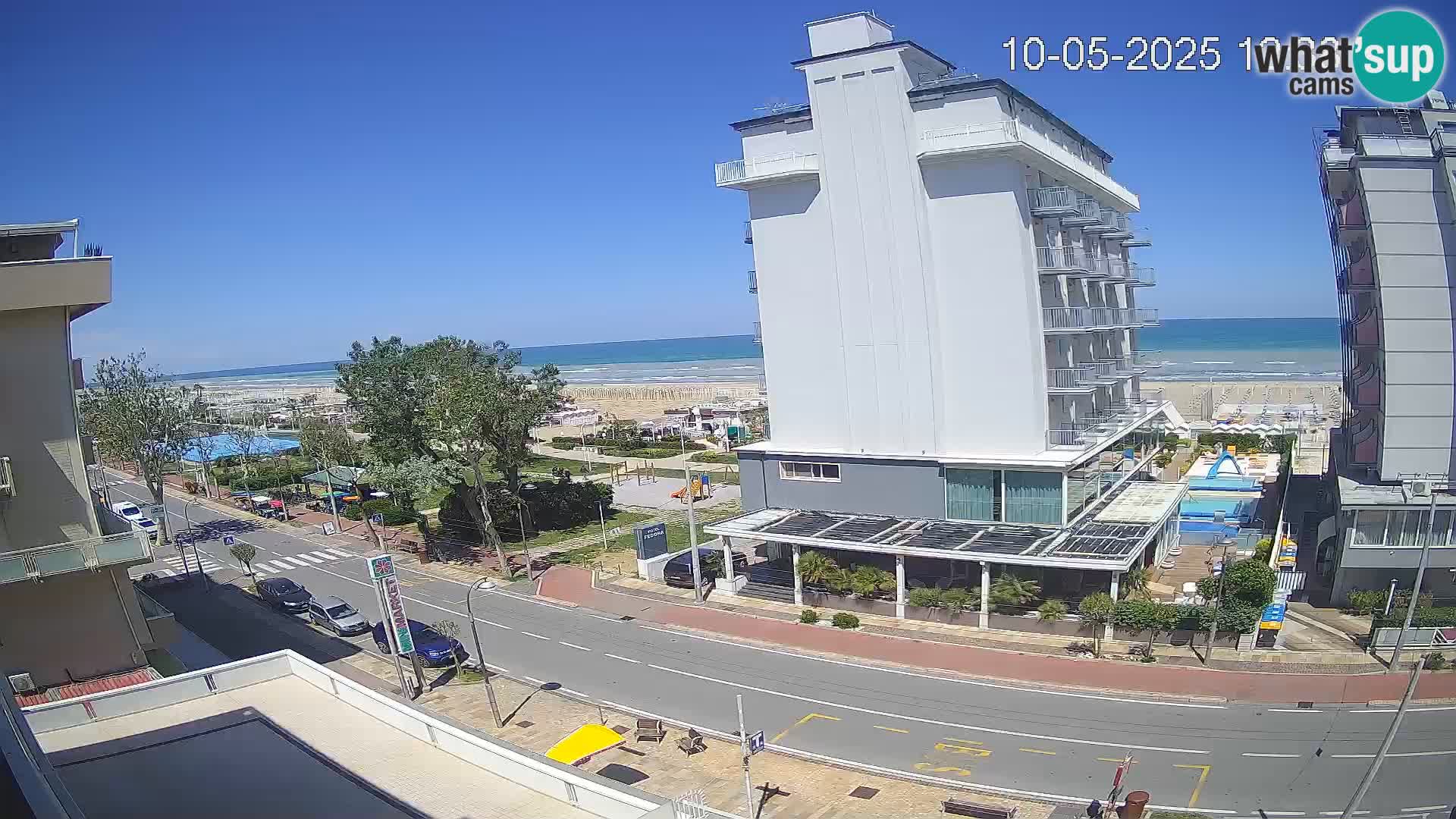 Plaža s spletno kamero Riccione in vrtovi La Malfa – plaža Bagni Oreste 115