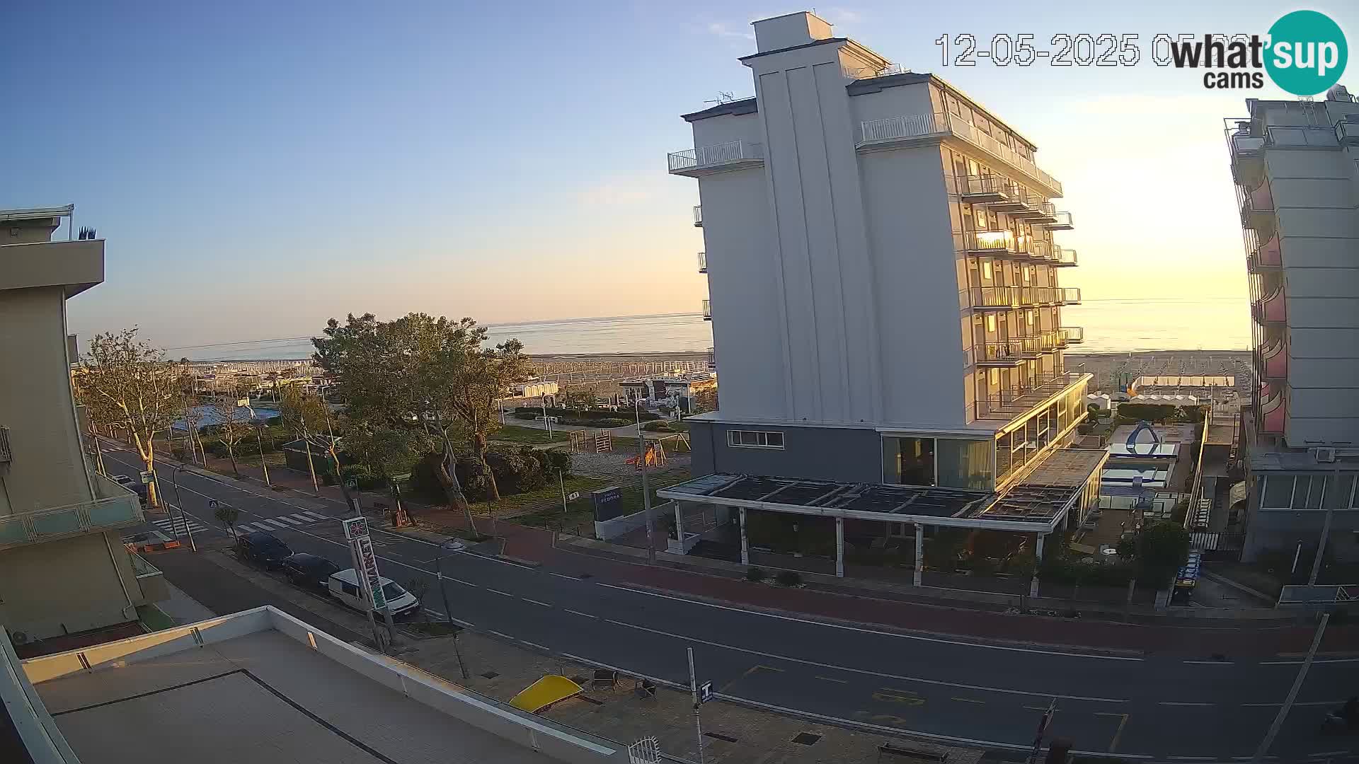 Riccione livecam beach and La Malfa gardens – Bagni Oreste spiaggia 115
