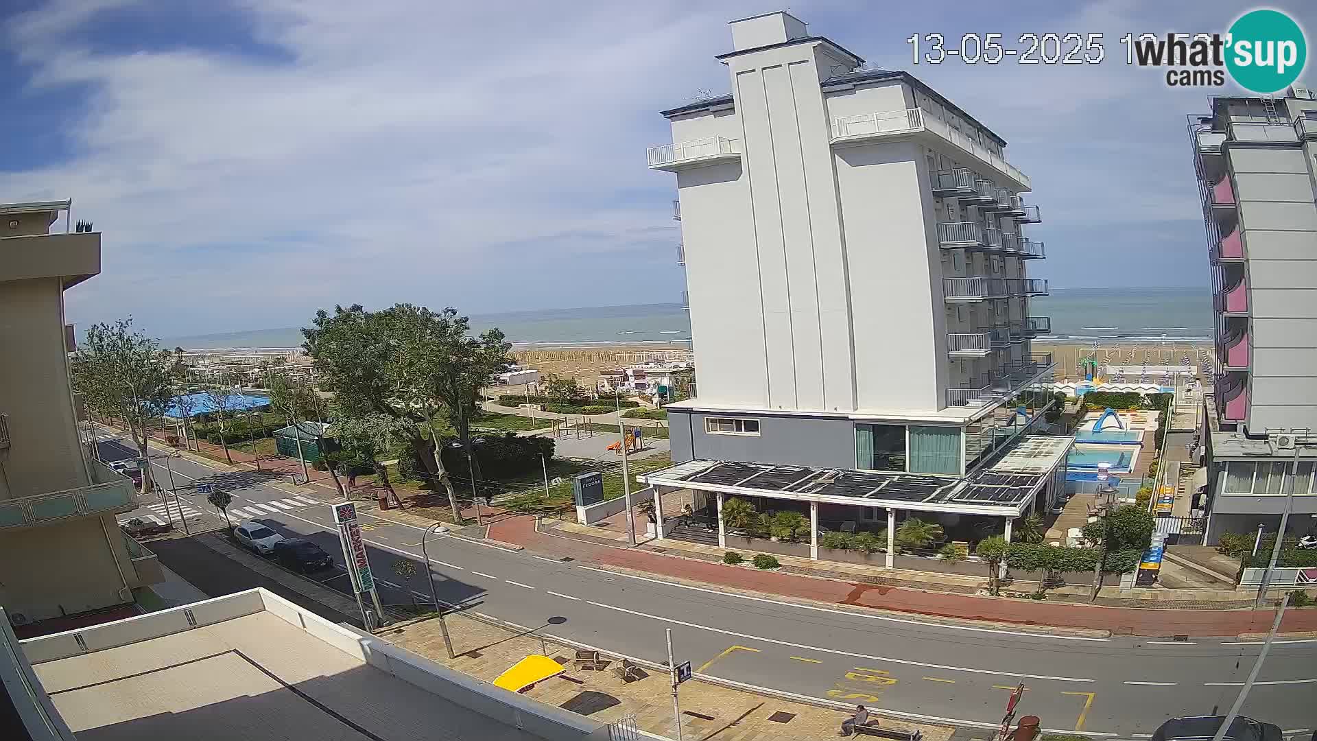 Plaža s spletno kamero Riccione in vrtovi La Malfa – plaža Bagni Oreste 115