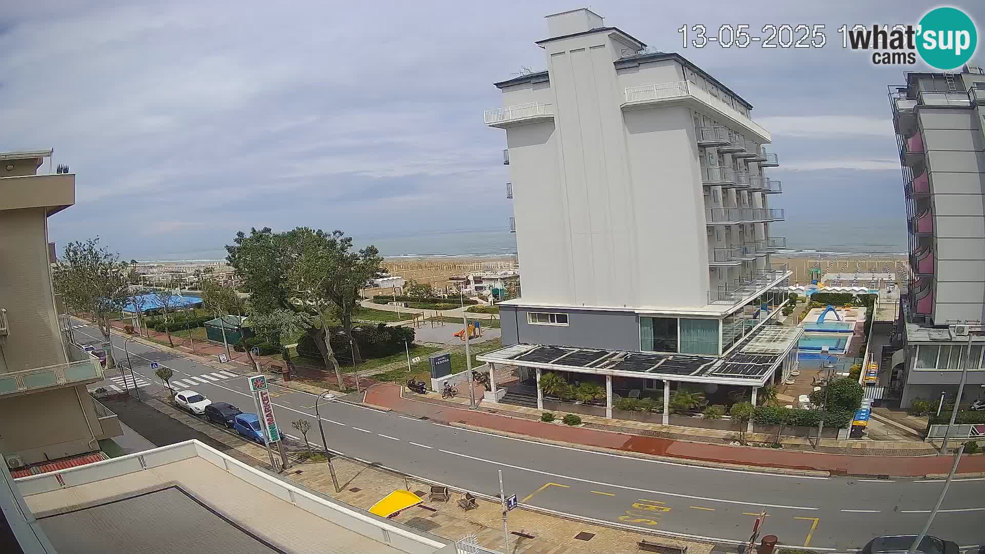 Riccione livecam beach and La Malfa gardens – Bagni Oreste spiaggia 115