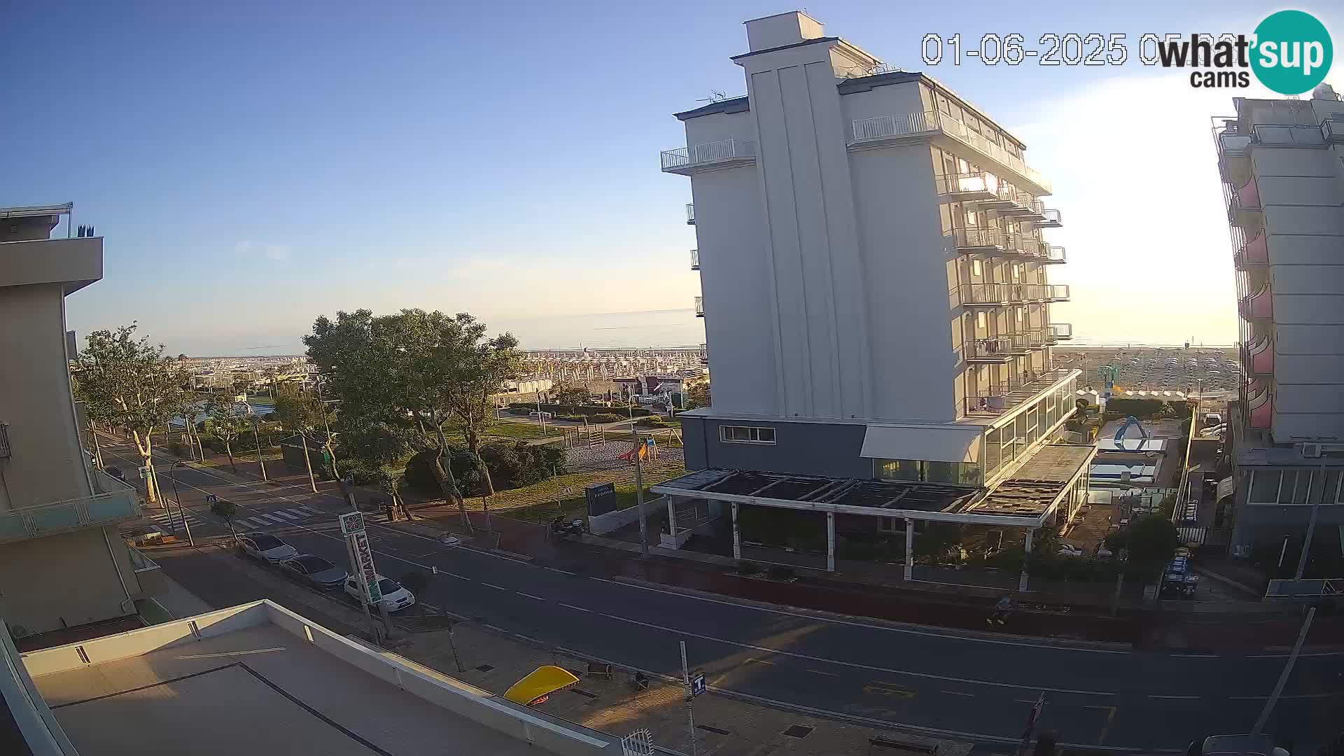 Riccione livecam beach and La Malfa gardens – Bagni Oreste spiaggia 115