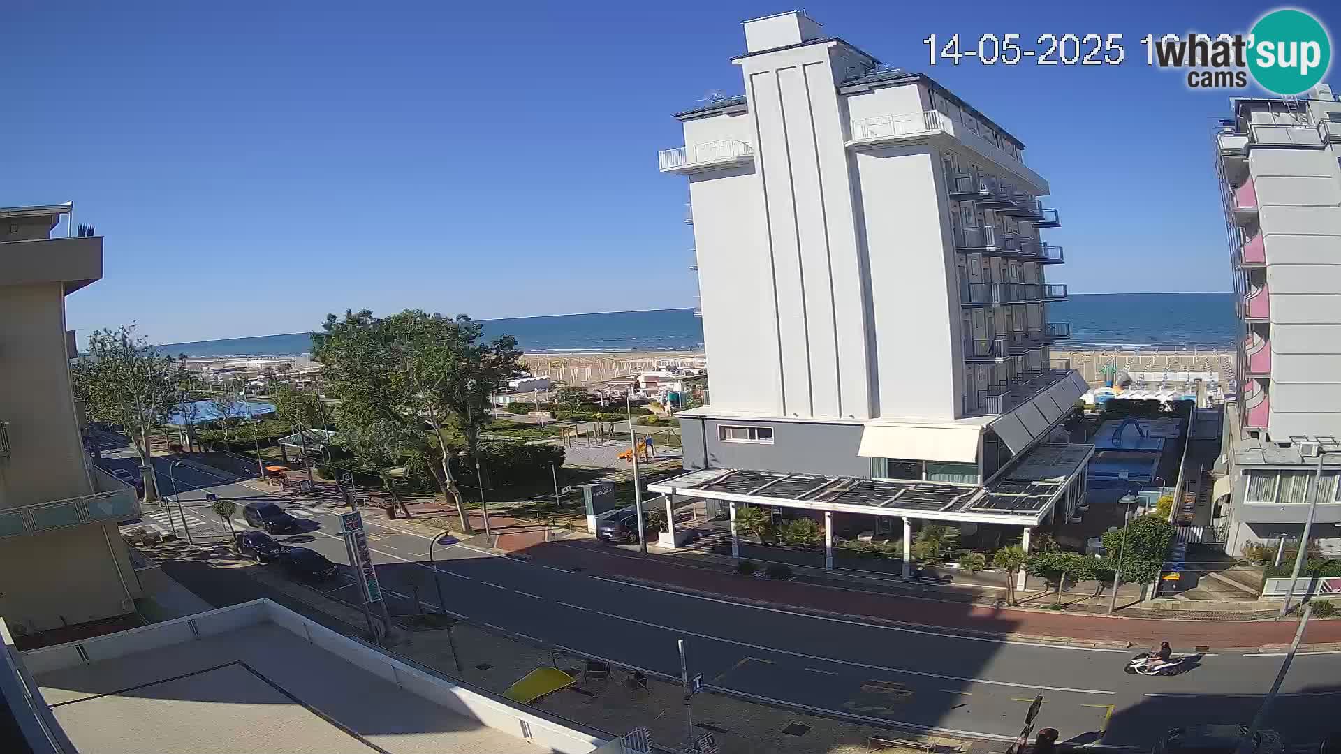 Riccione livecam beach and La Malfa gardens – Bagni Oreste spiaggia 115