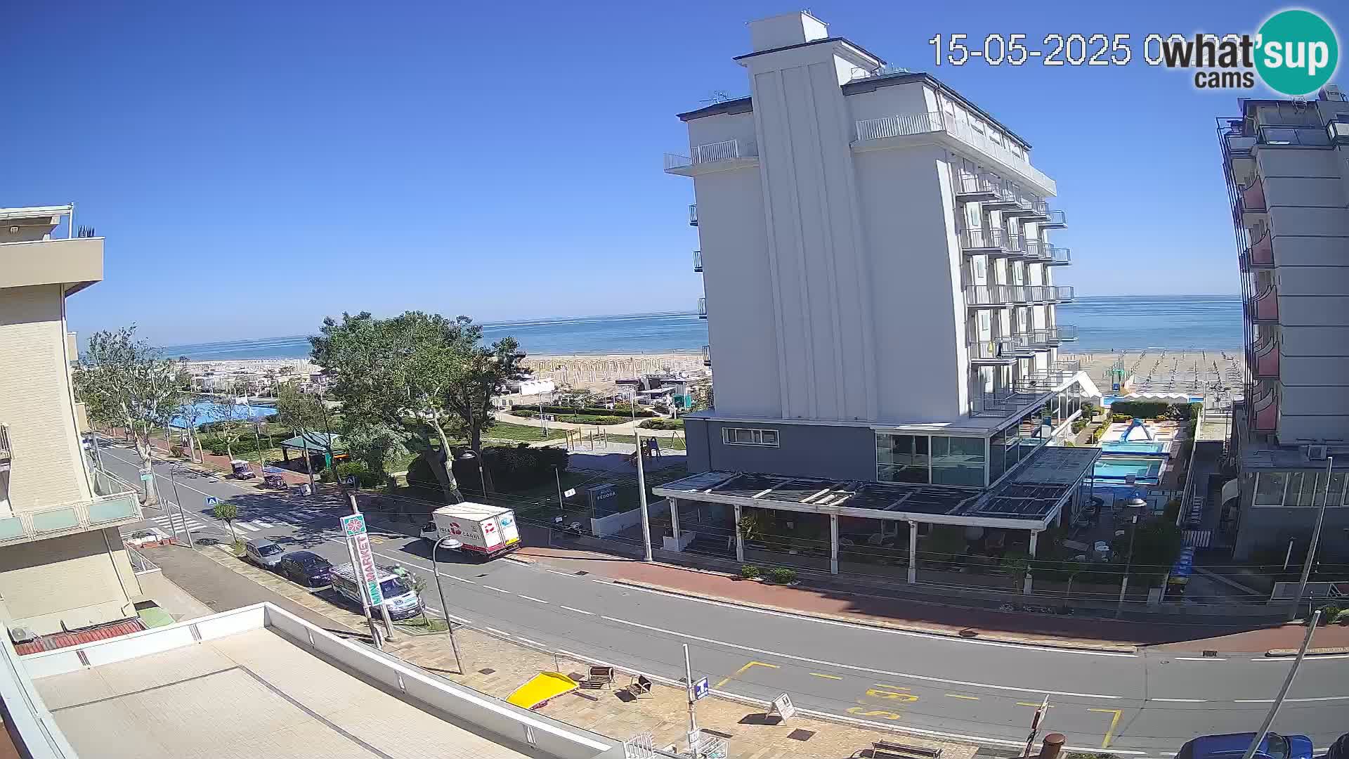Riccione livecam beach and La Malfa gardens – Bagni Oreste spiaggia 115