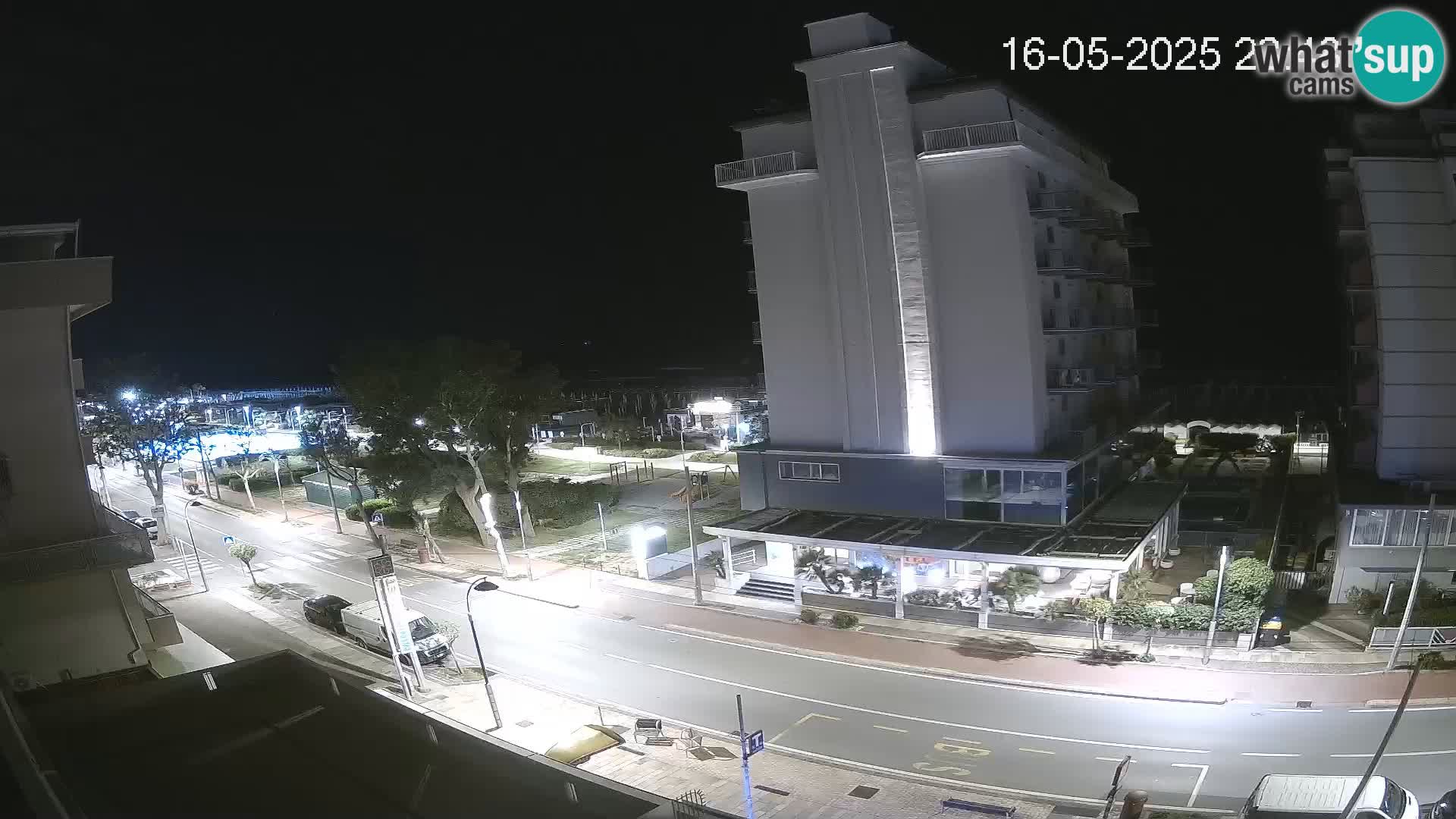 Plaža s spletno kamero Riccione in vrtovi La Malfa – plaža Bagni Oreste 115