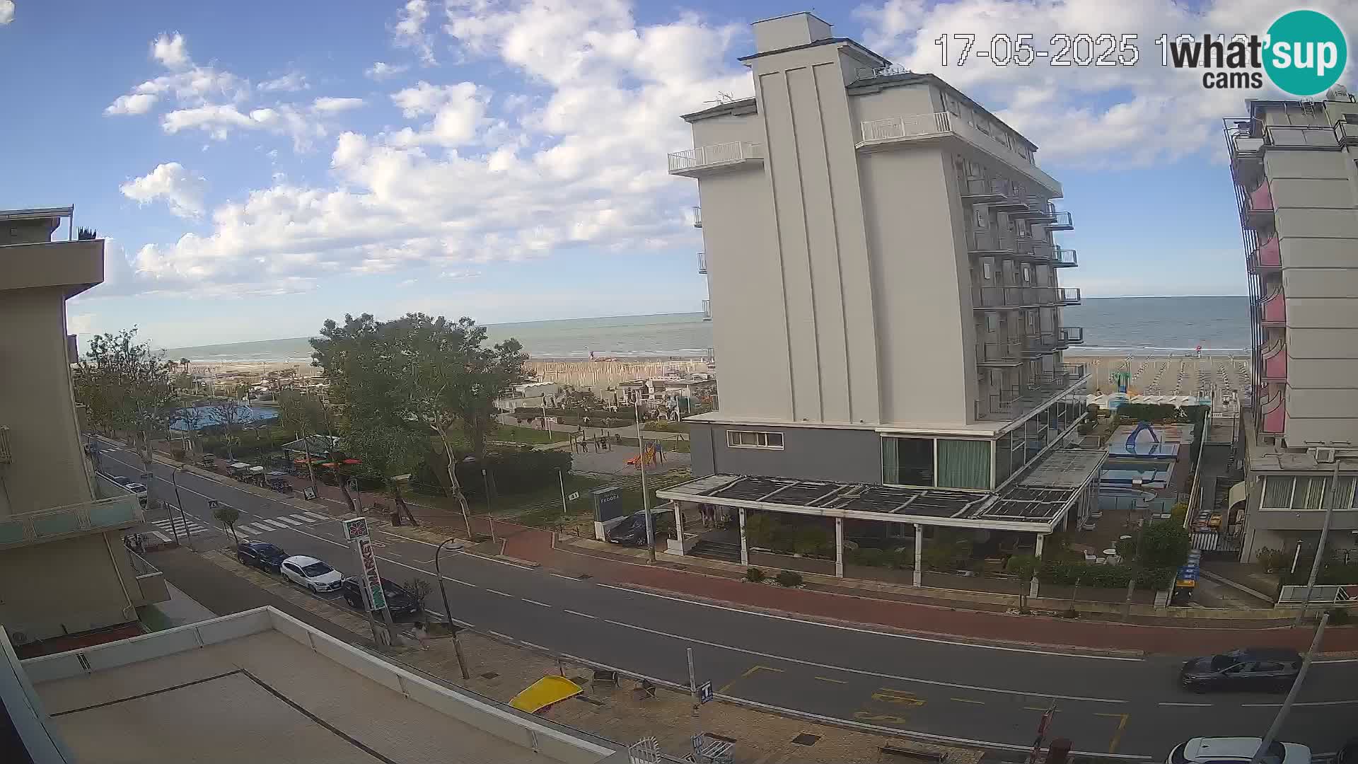 Plaža s spletno kamero Riccione in vrtovi La Malfa – plaža Bagni Oreste 115