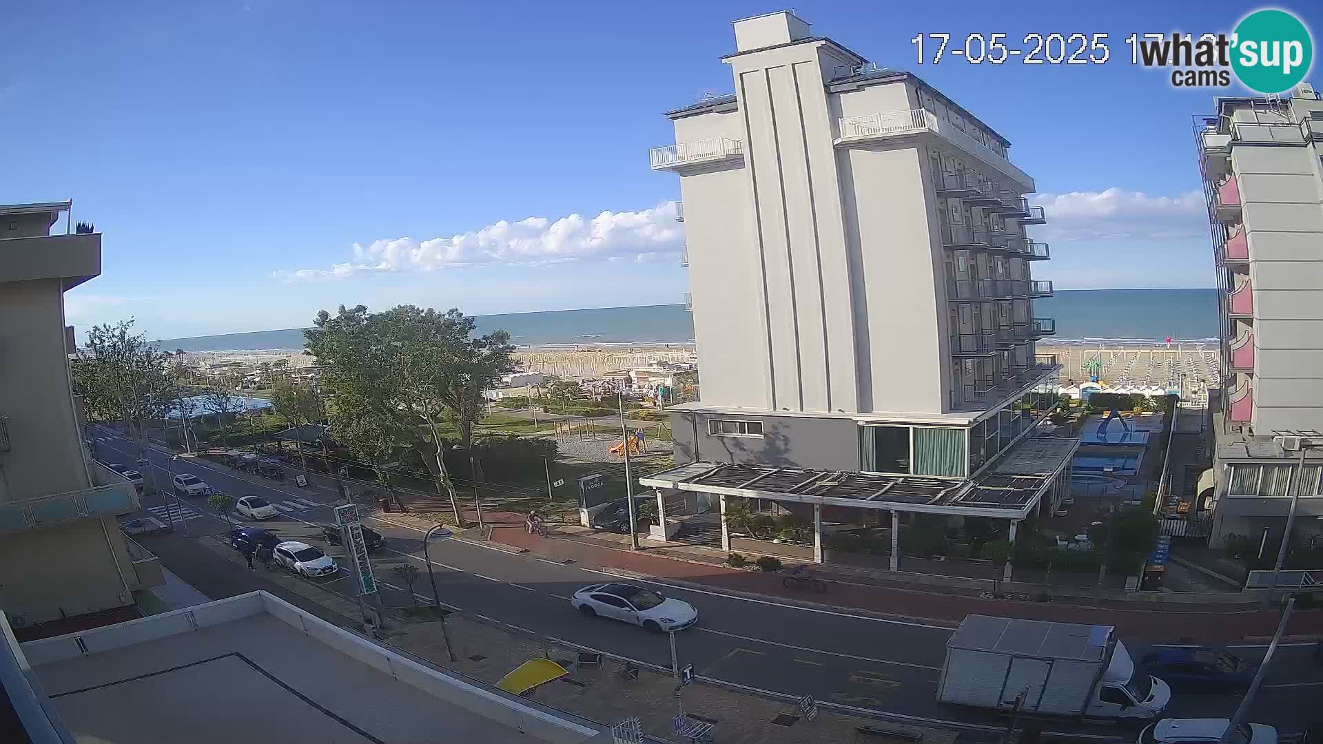 Riccione livecam beach and La Malfa gardens – Bagni Oreste spiaggia 115