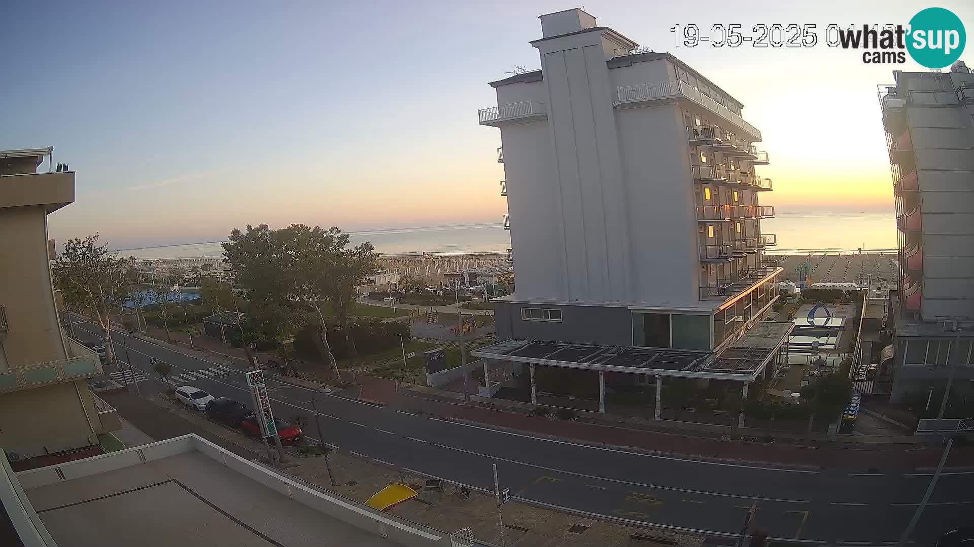 Riccione livecam beach and La Malfa gardens – Bagni Oreste spiaggia 115