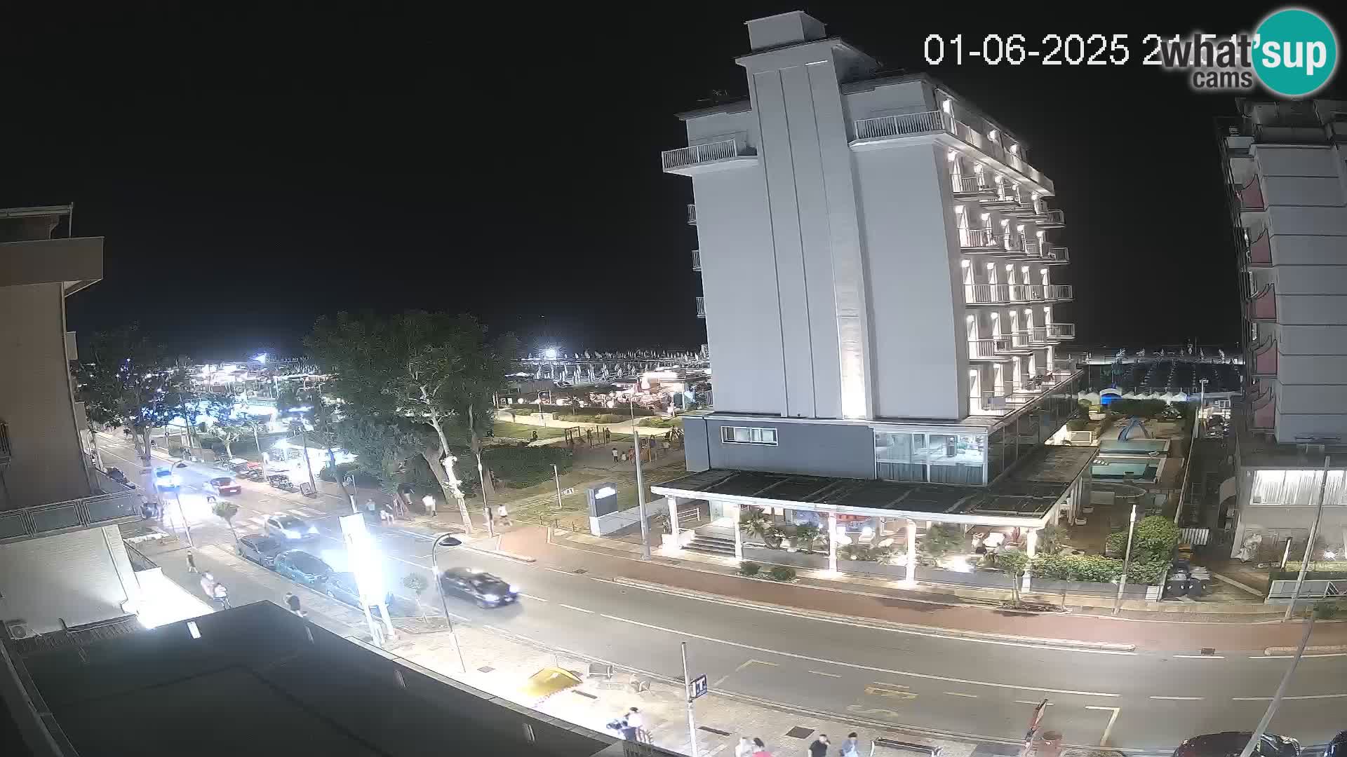 Plaža s spletno kamero Riccione in vrtovi La Malfa – plaža Bagni Oreste 115