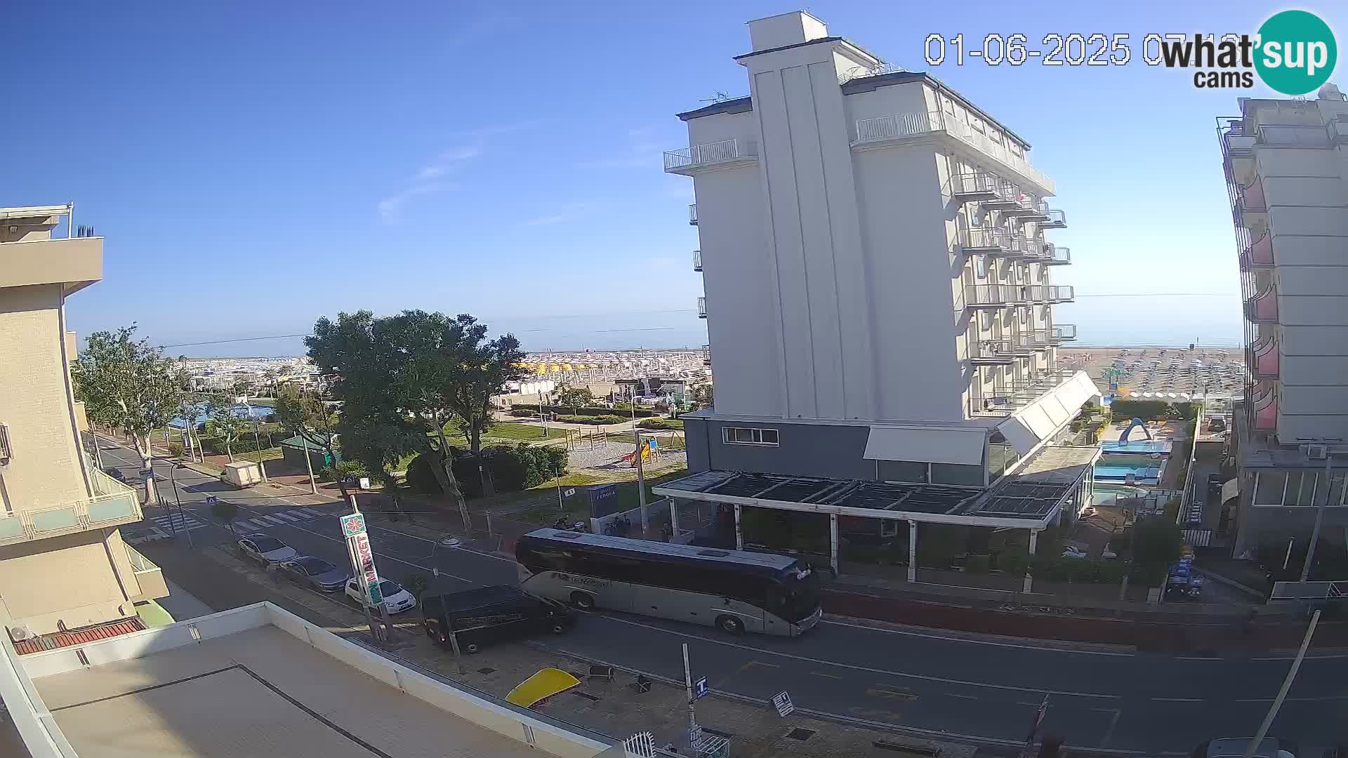Riccione livecam beach and La Malfa gardens – Bagni Oreste spiaggia 115