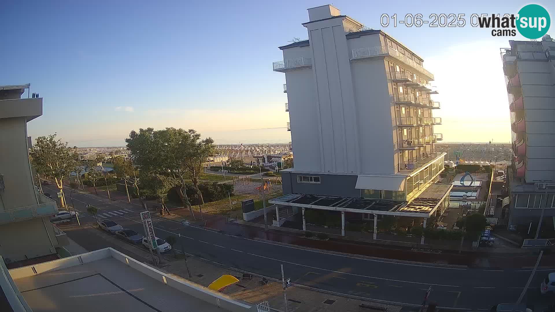 Riccione livecam beach and La Malfa gardens – Bagni Oreste spiaggia 115