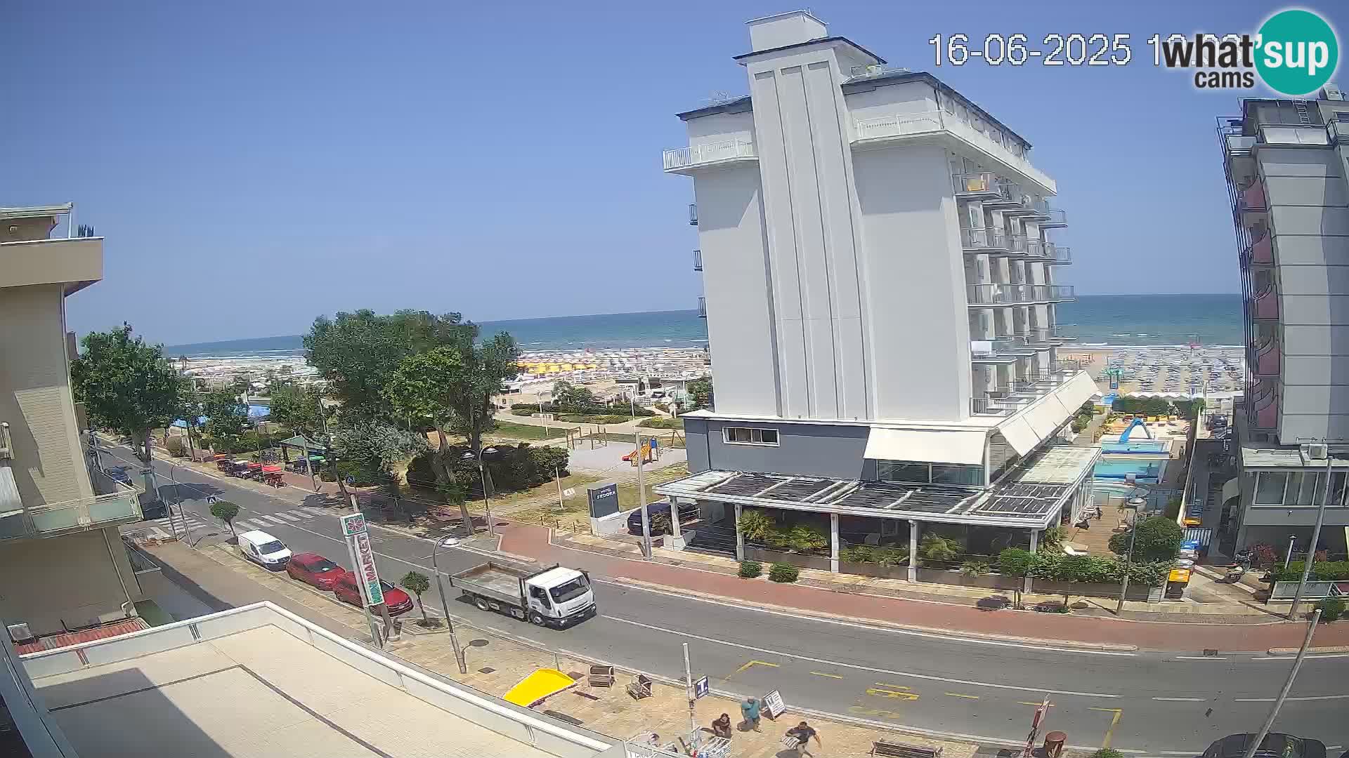Riccione webcam spiaggia e giardini La Malfa – Bagni Oreste spiaggia 115