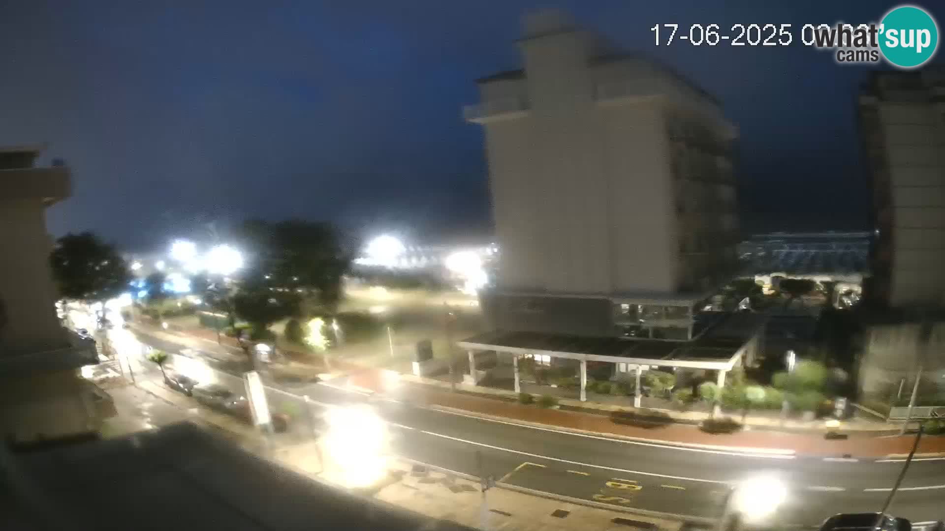 Plaža s spletno kamero Riccione in vrtovi La Malfa – plaža Bagni Oreste 115