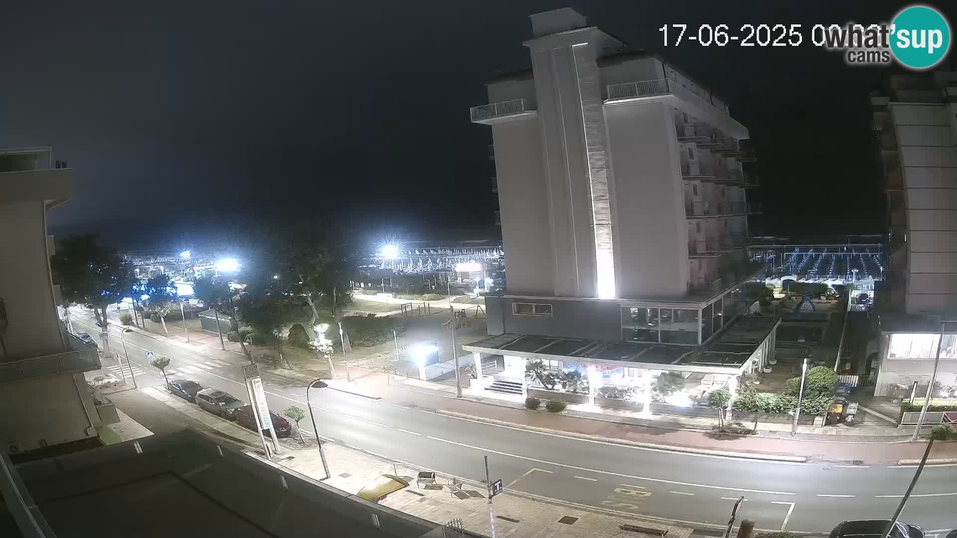 Plaža s spletno kamero Riccione in vrtovi La Malfa – plaža Bagni Oreste 115
