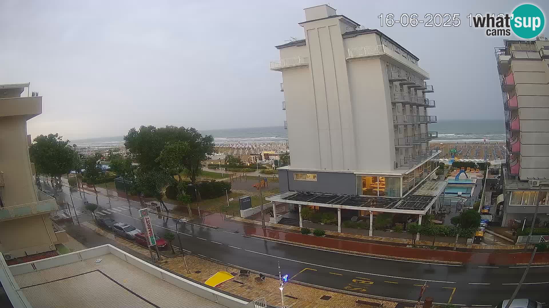 Plaža s spletno kamero Riccione in vrtovi La Malfa – plaža Bagni Oreste 115