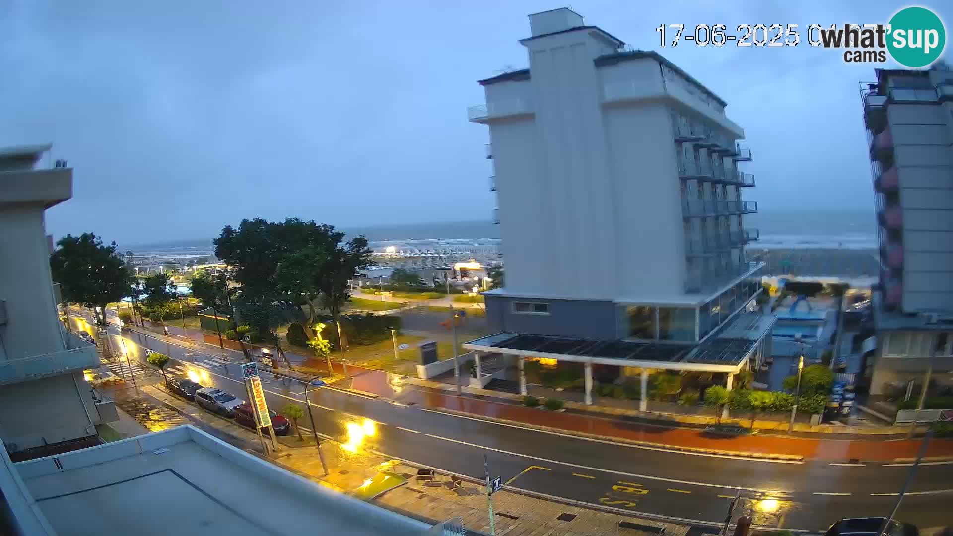 Riccione livecam beach and La Malfa gardens – Bagni Oreste spiaggia 115