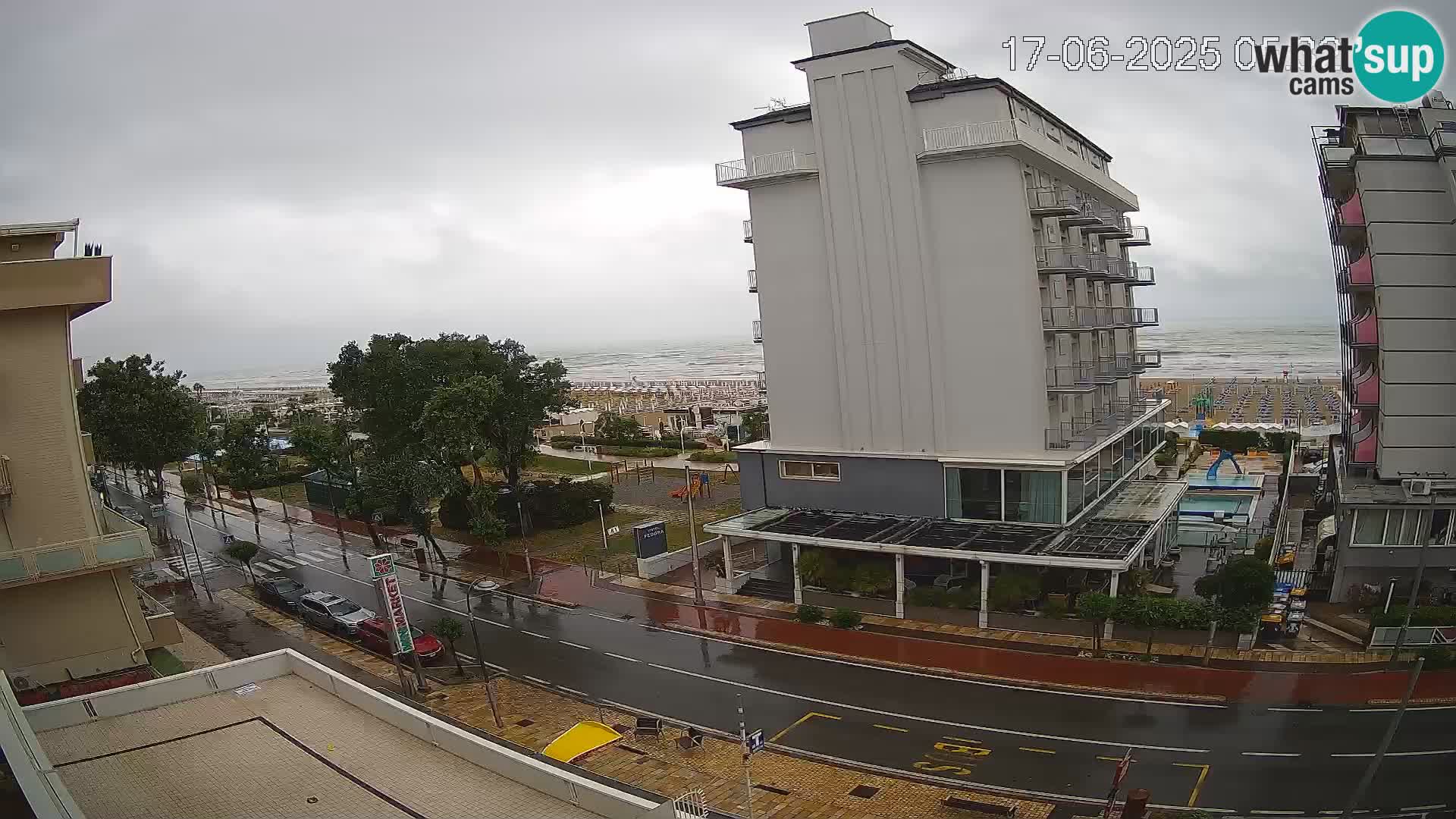 Riccione livecam beach and La Malfa gardens – Bagni Oreste spiaggia 115