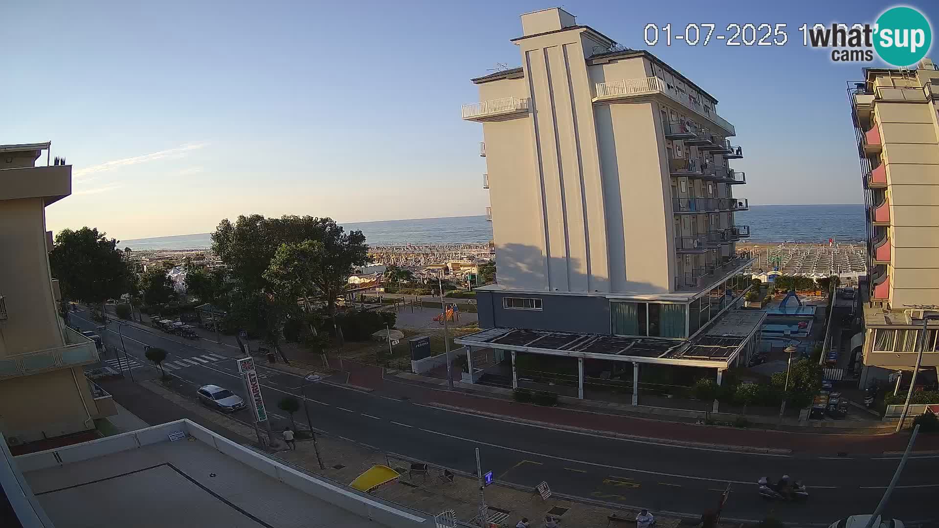 Riccione livecam beach and La Malfa gardens – Bagni Oreste spiaggia 115