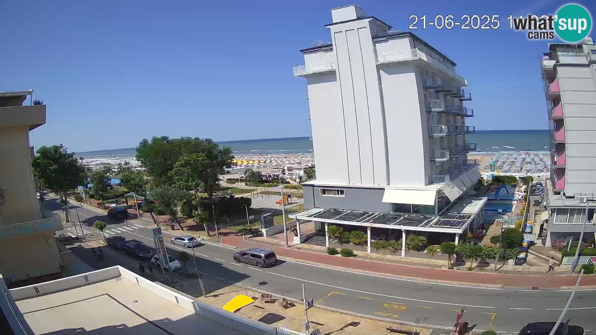 Riccione livecam beach and La Malfa gardens – Bagni Oreste spiaggia 115
