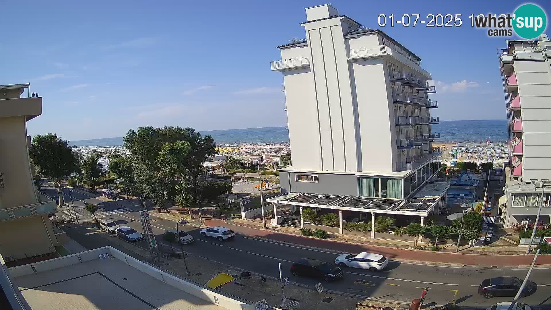 Riccione livecam beach and La Malfa gardens – Bagni Oreste spiaggia 115