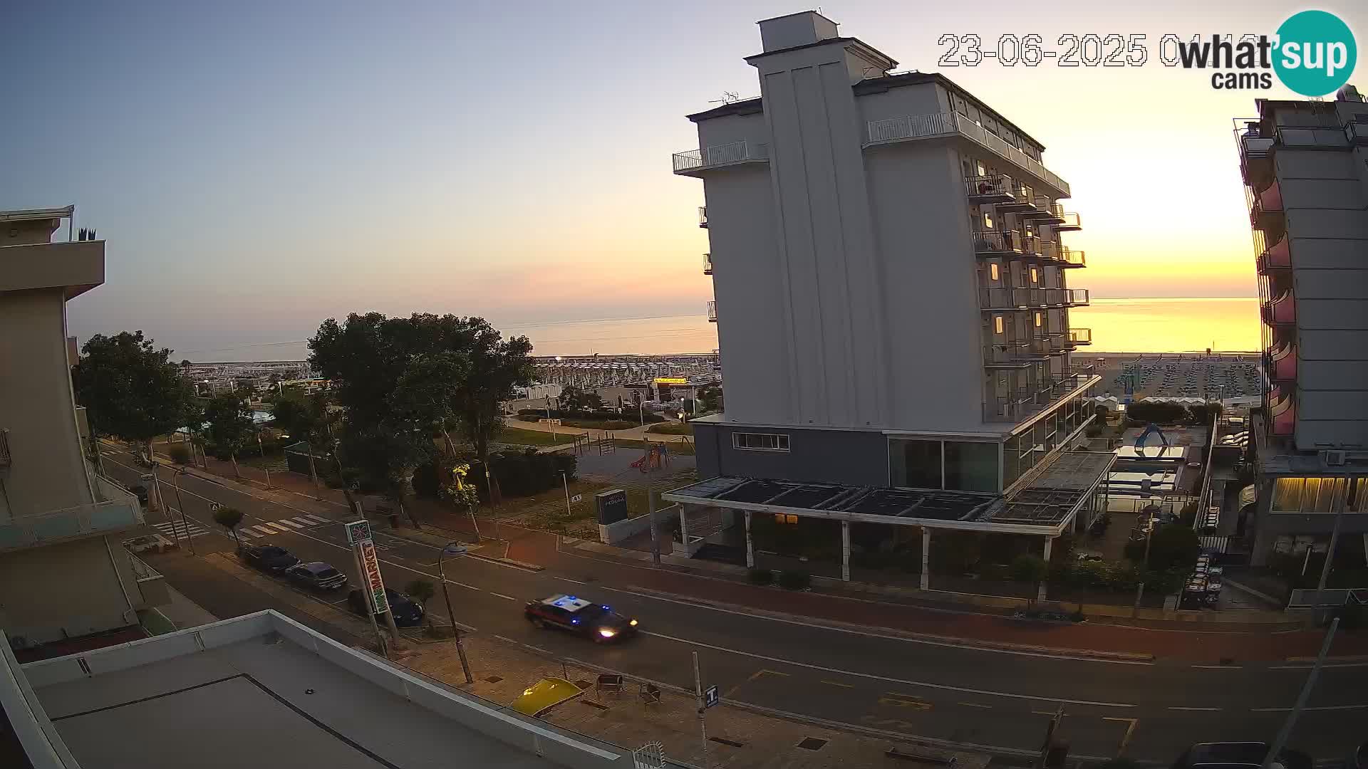 Riccione livecam beach and La Malfa gardens – Bagni Oreste spiaggia 115