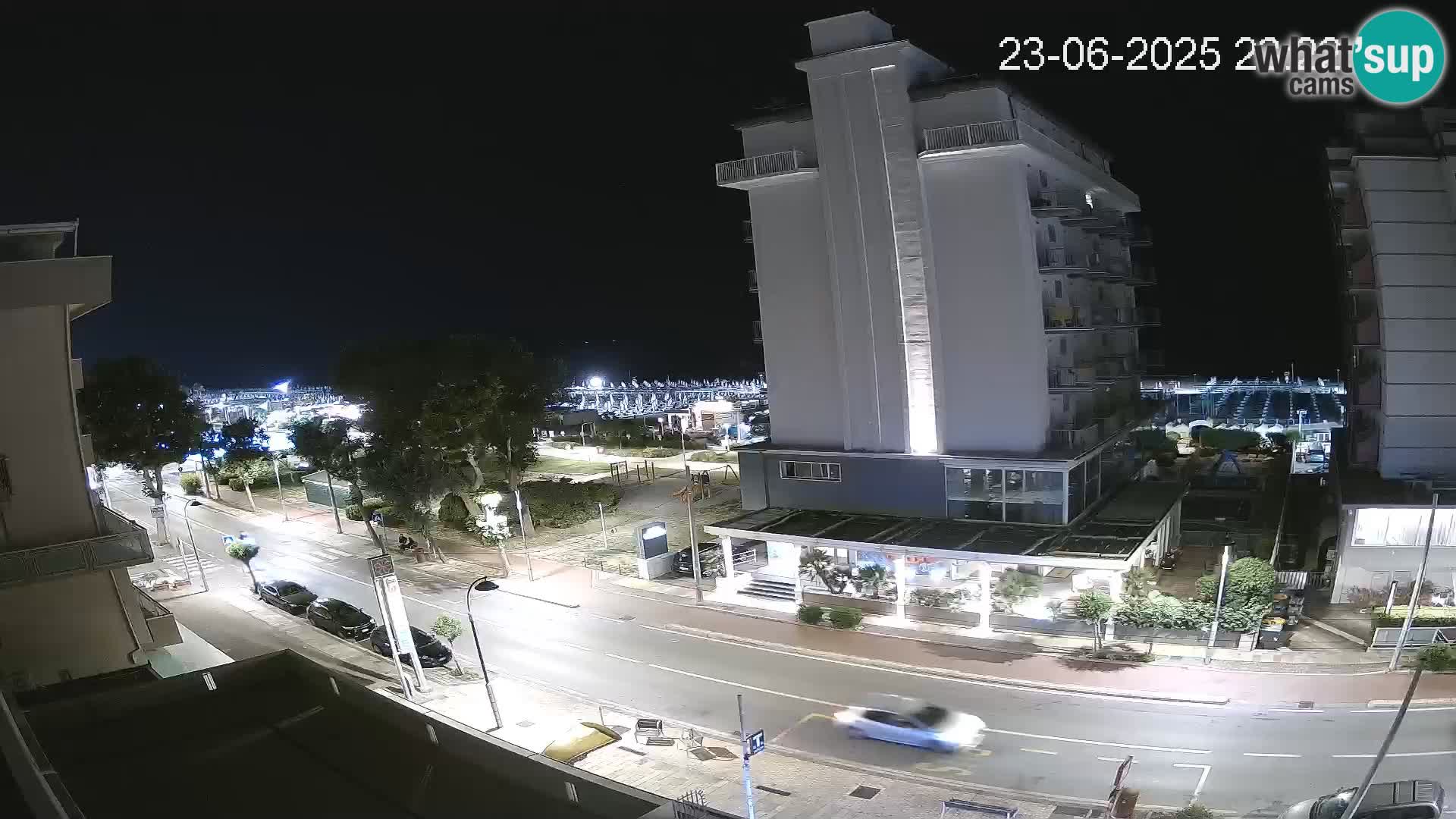 Riccione livecam beach and La Malfa gardens – Bagni Oreste spiaggia 115
