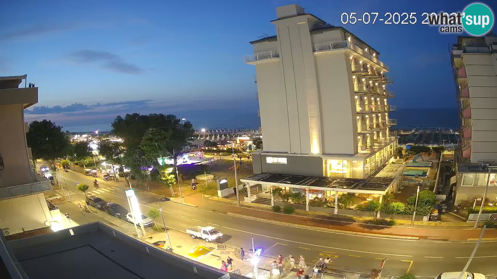 Riccione livecam beach and La Malfa gardens – Bagni Oreste spiaggia 115