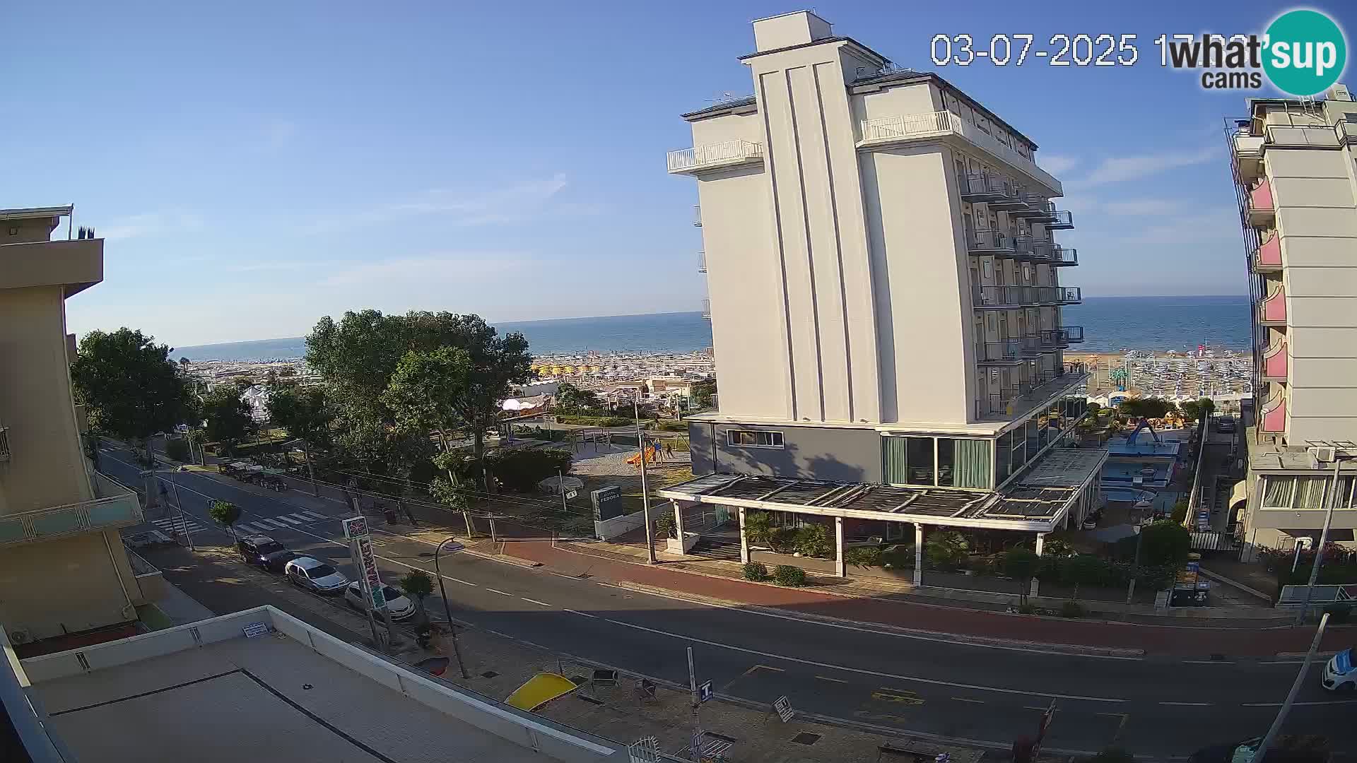 Plaža s spletno kamero Riccione in vrtovi La Malfa – plaža Bagni Oreste 115