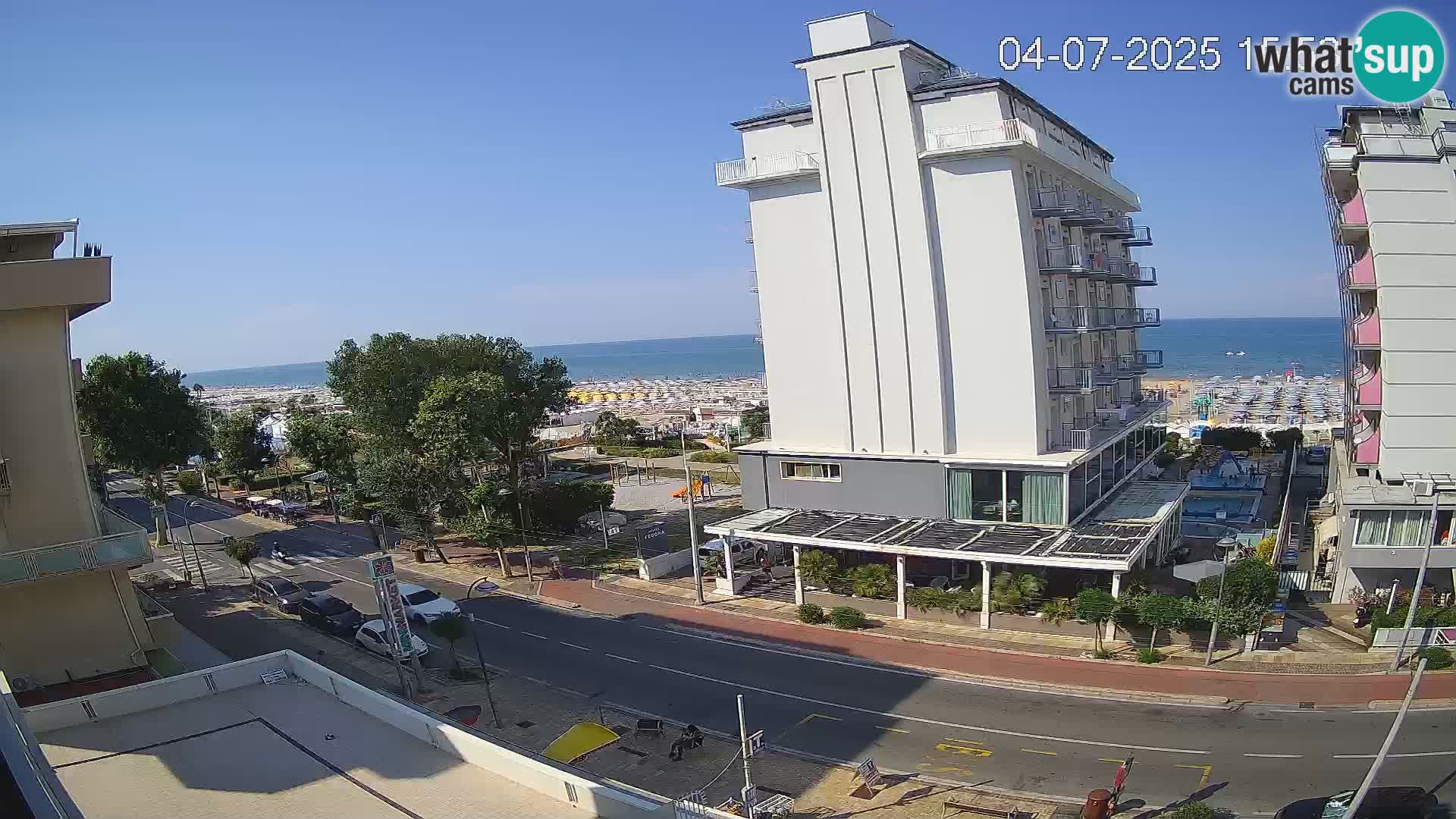 Riccione livecam beach and La Malfa gardens – Bagni Oreste spiaggia 115