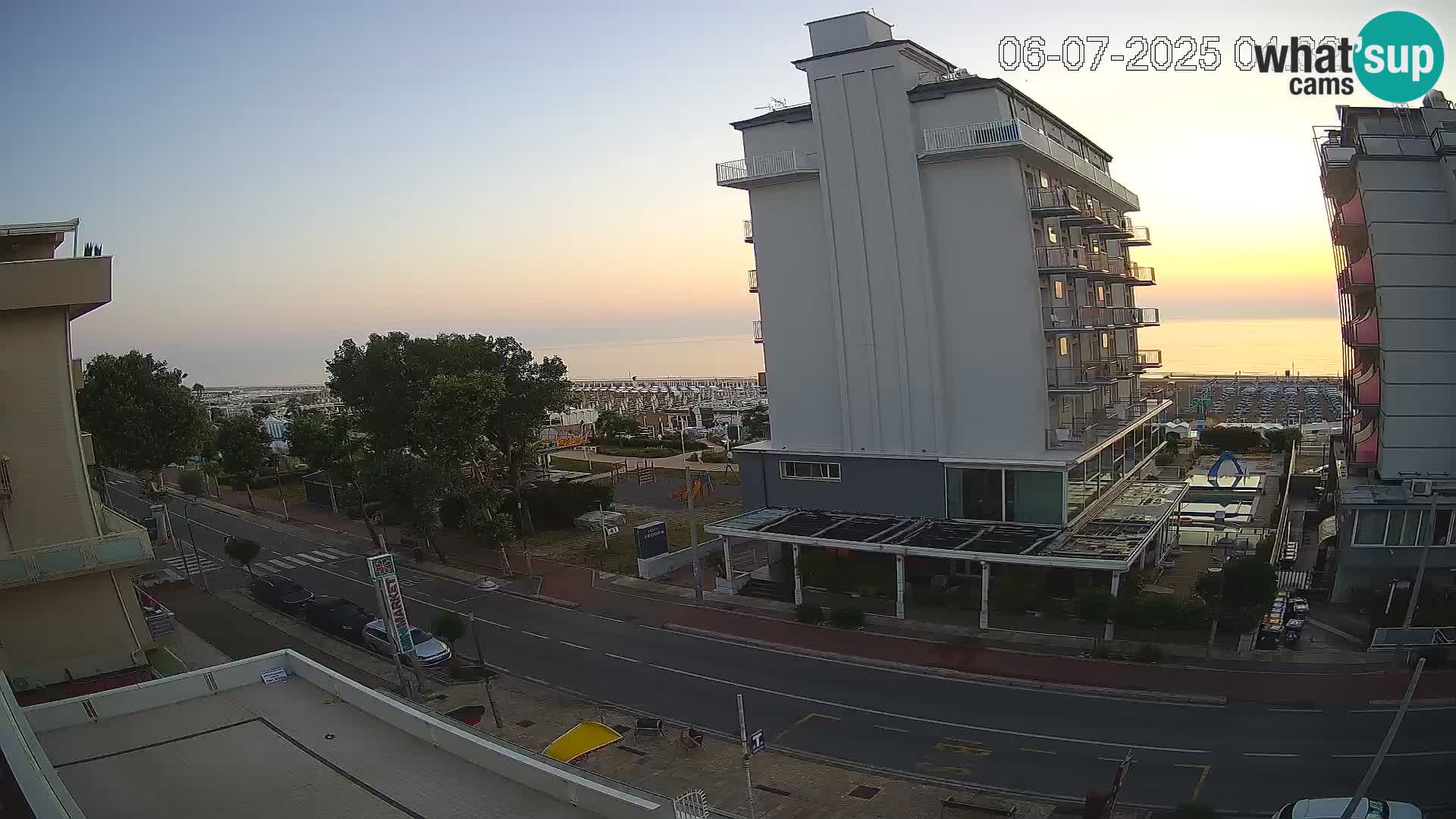 Riccione web kamera plaža i vrtovi La Malfa – plaža Bagni Oreste 115