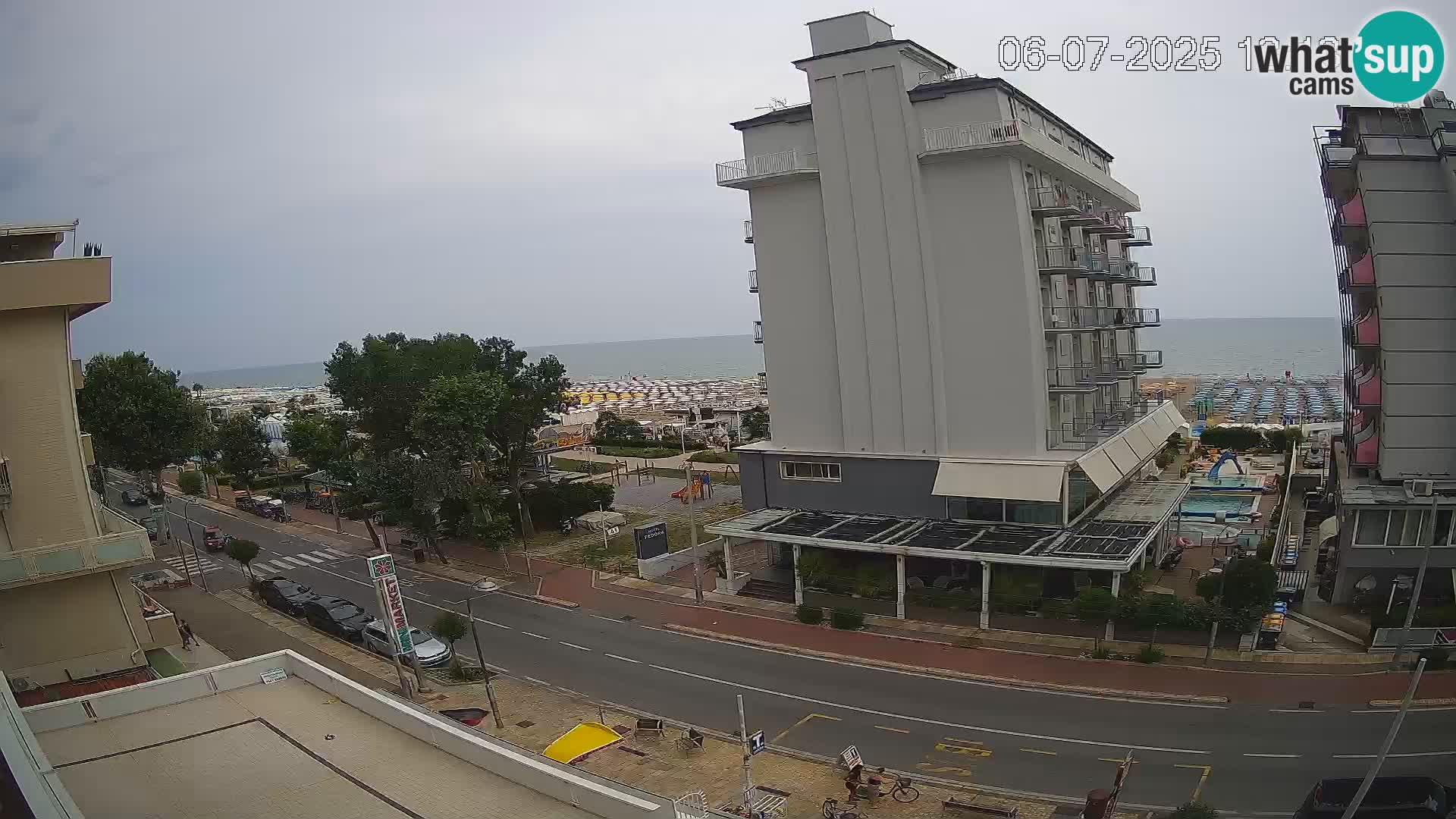 Riccione livecam beach and La Malfa gardens – Bagni Oreste spiaggia 115