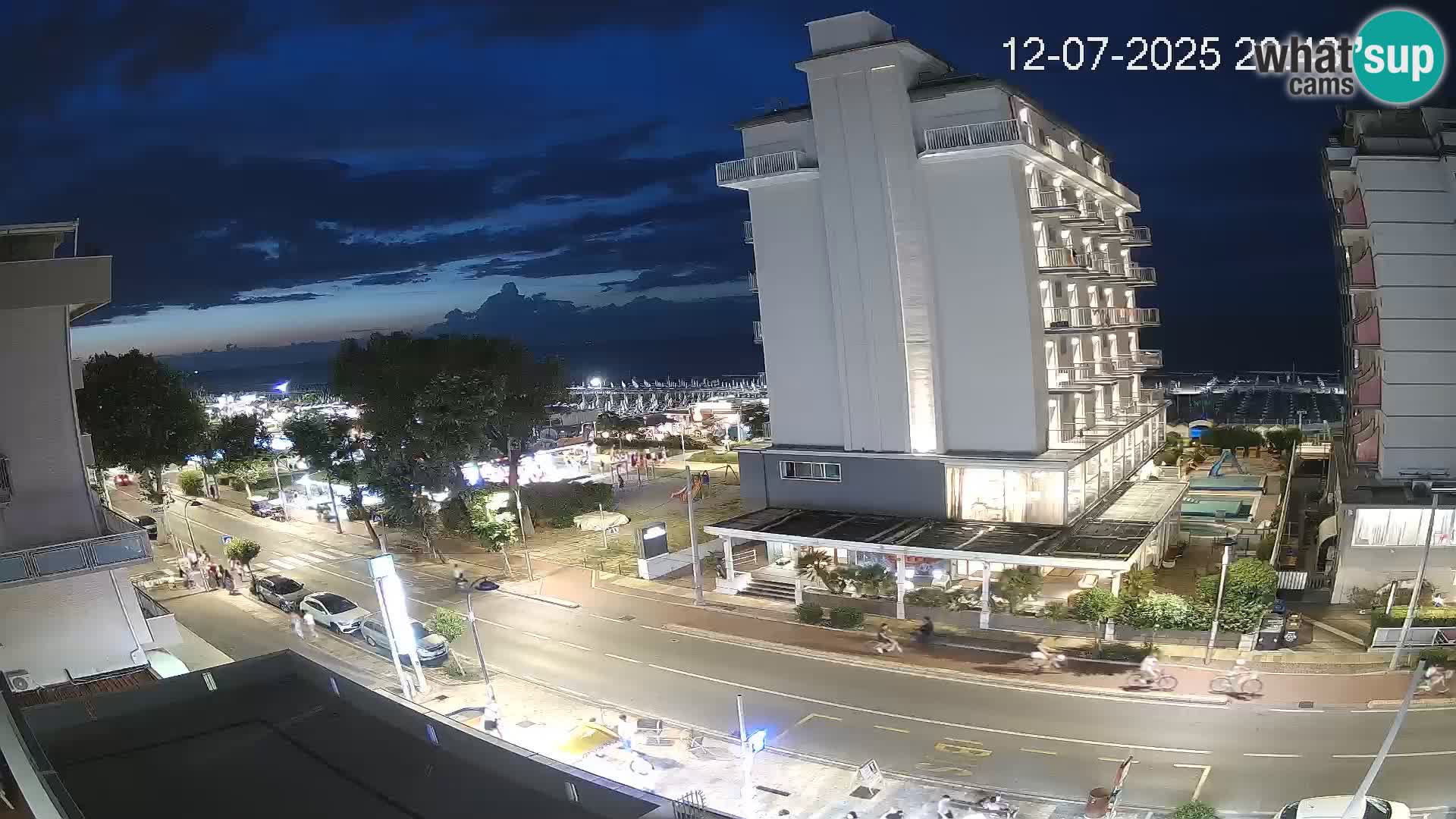 Plaža s spletno kamero Riccione in vrtovi La Malfa – plaža Bagni Oreste 115