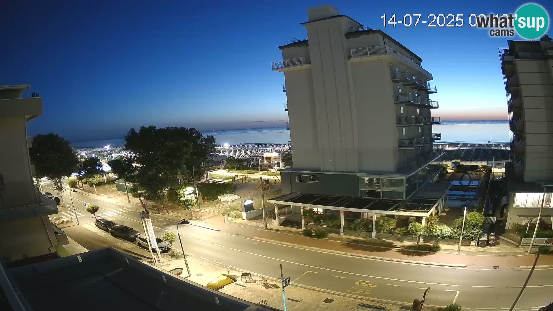 Riccione livecam beach and La Malfa gardens – Bagni Oreste spiaggia 115
