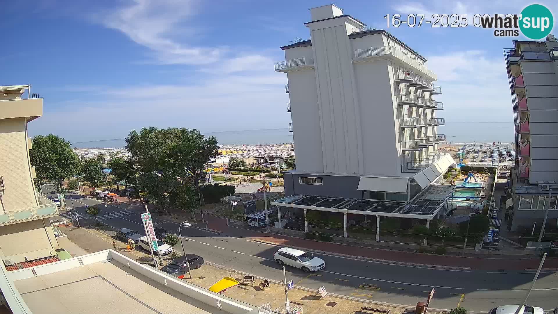 Riccione livecam beach and La Malfa gardens – Bagni Oreste spiaggia 115