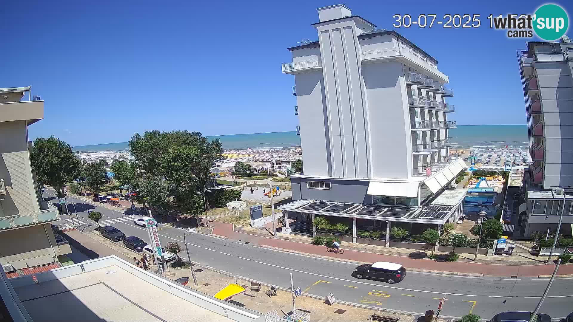 Riccione livecam beach and La Malfa gardens – Bagni Oreste spiaggia 115