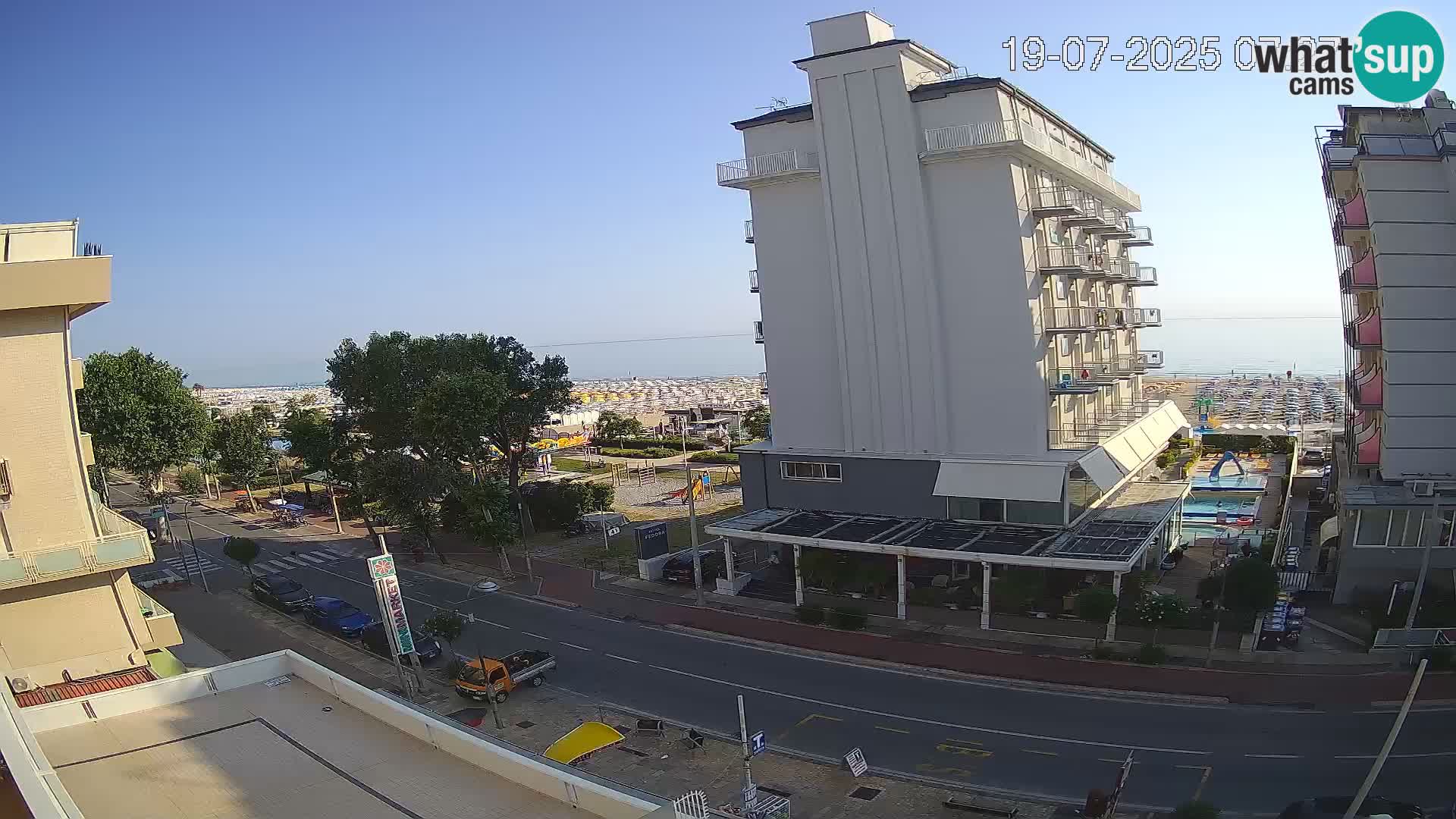 Riccione web kamera plaža i vrtovi La Malfa – plaža Bagni Oreste 115
