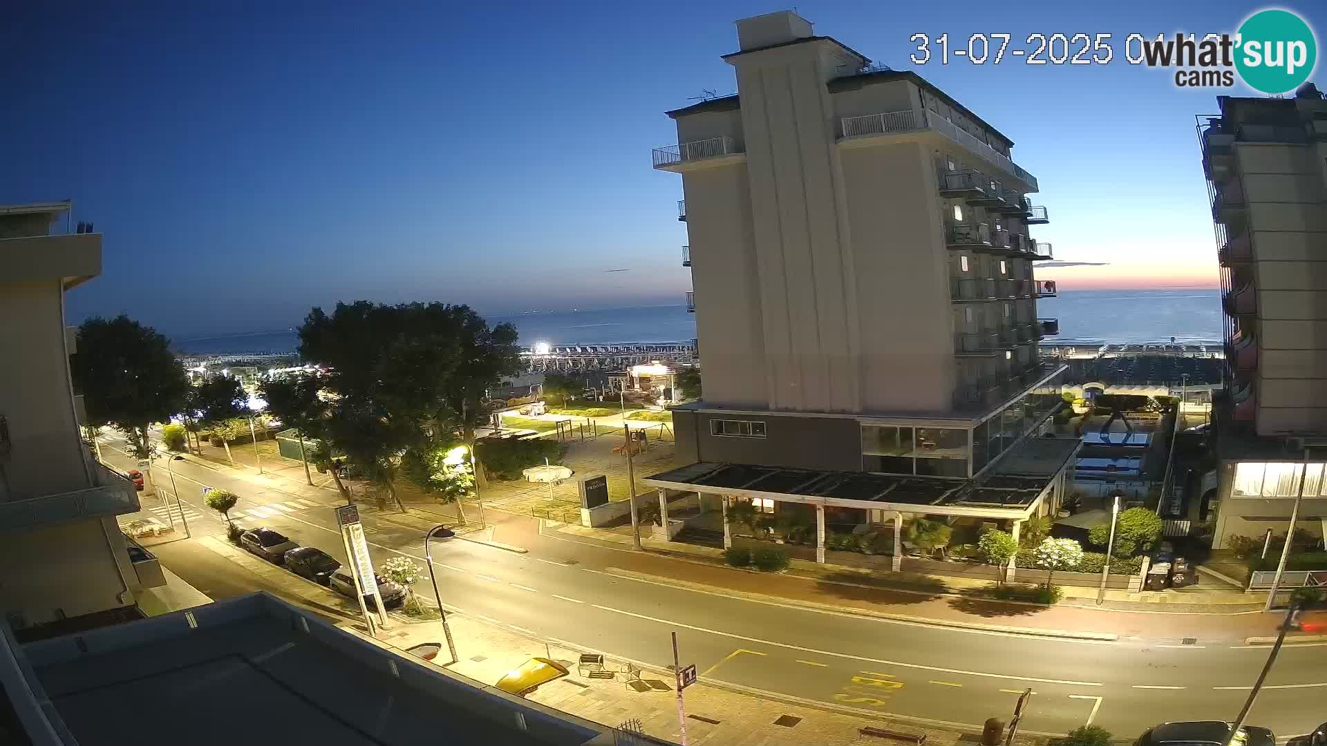 Plaža s spletno kamero Riccione in vrtovi La Malfa – plaža Bagni Oreste 115