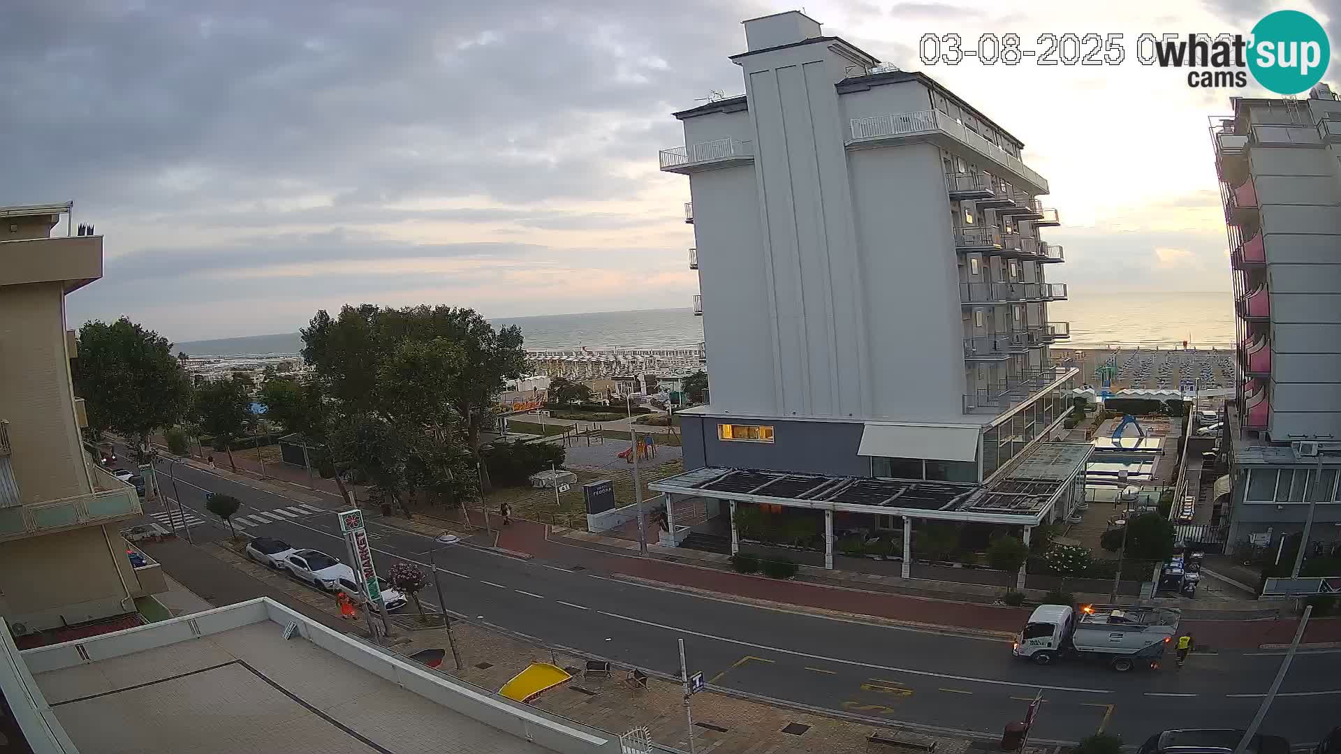 Riccione webcam spiaggia e giardini La Malfa – Bagni Oreste spiaggia 115