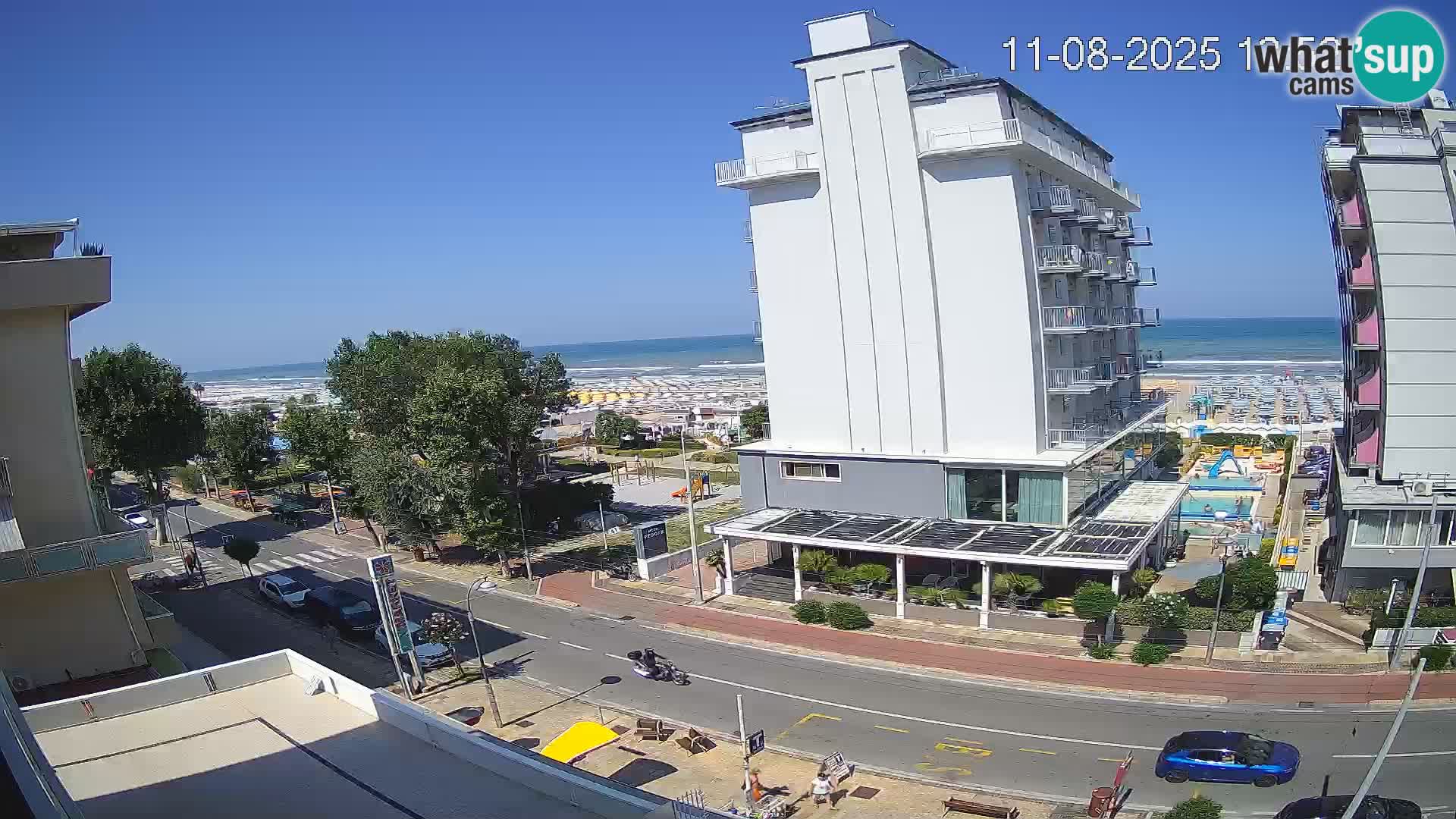 Plaža s spletno kamero Riccione in vrtovi La Malfa – plaža Bagni Oreste 115