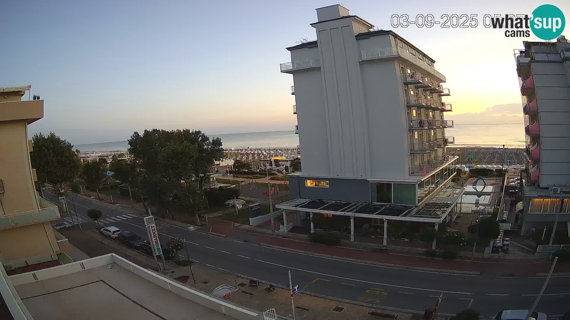 Riccione livecam beach and La Malfa gardens – Bagni Oreste spiaggia 115